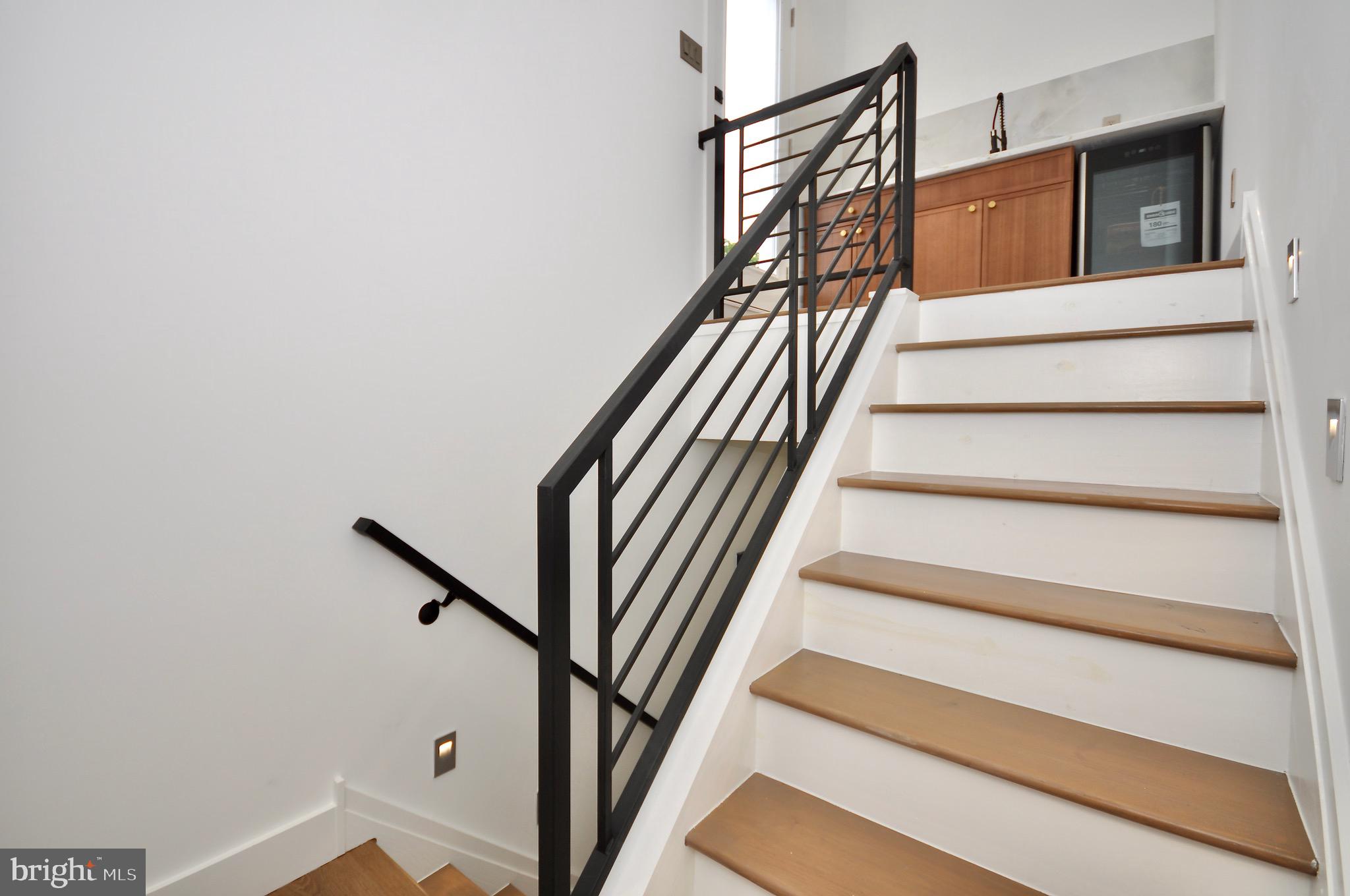 NORRIS SQUARE - Residential