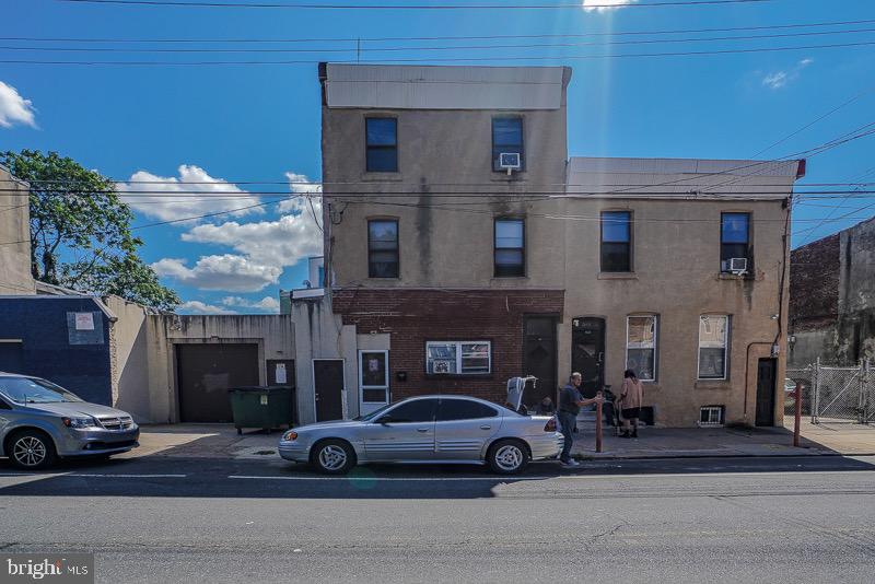 FISHTOWN - Commercial Sale