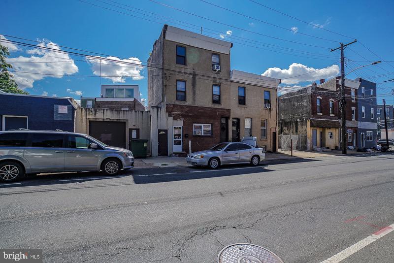 FISHTOWN - Commercial Sale
