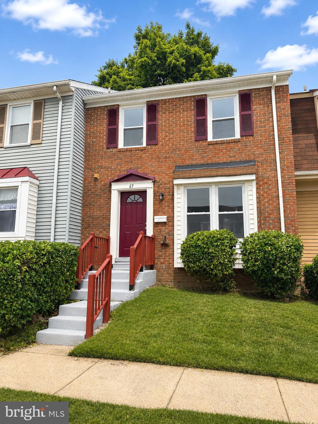 QUAIL MEADOWS TOWNHOUSES - Residential