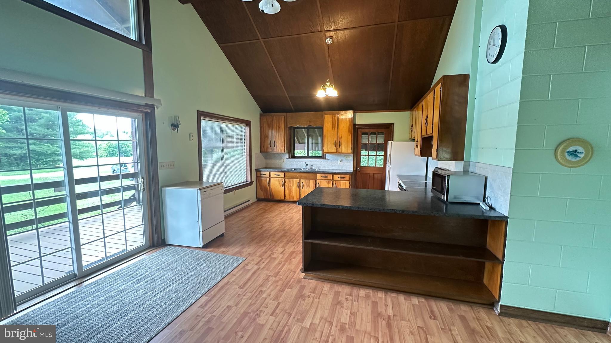 FORT LONG ESTATES - Residential