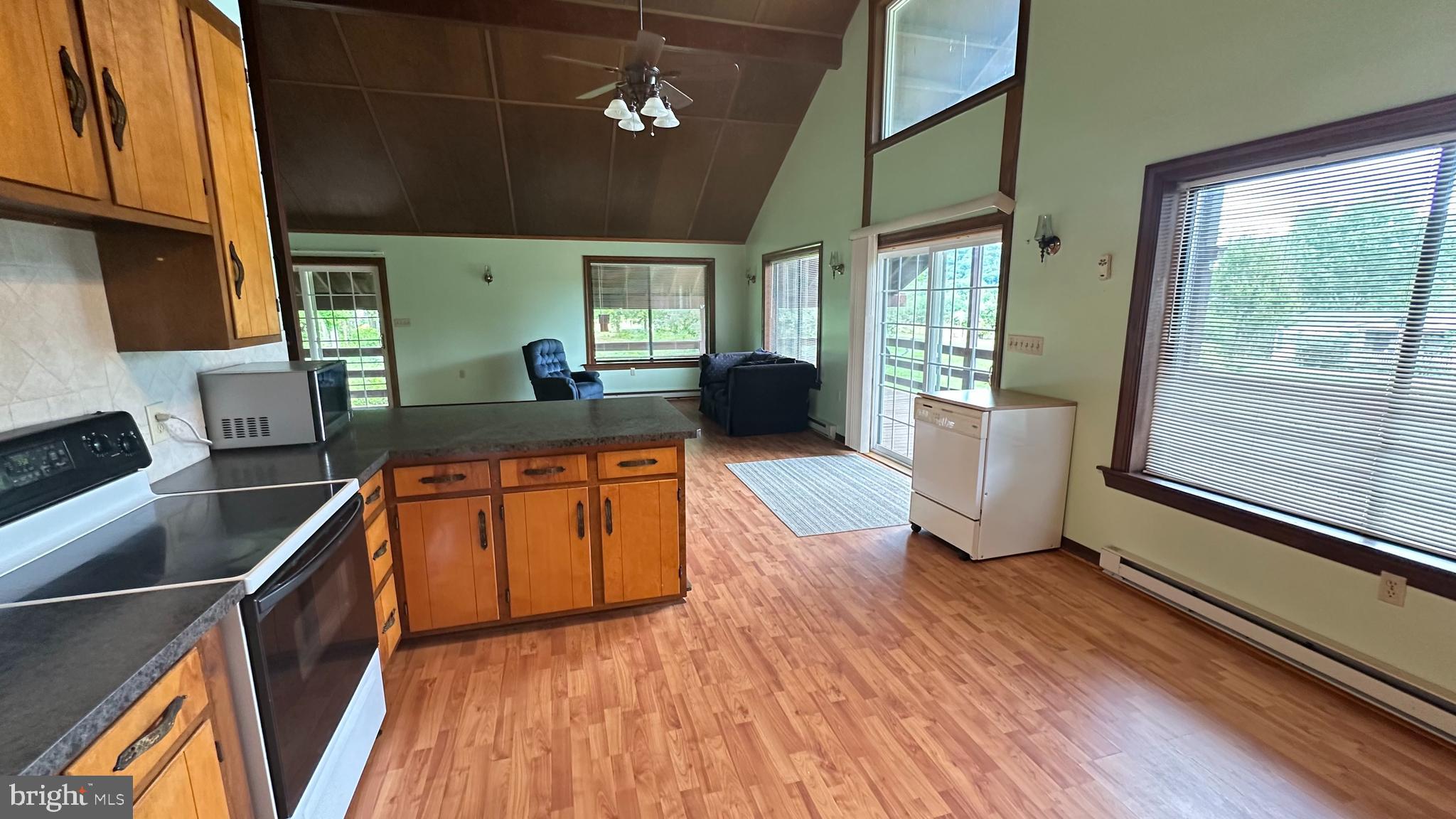 FORT LONG ESTATES - Residential