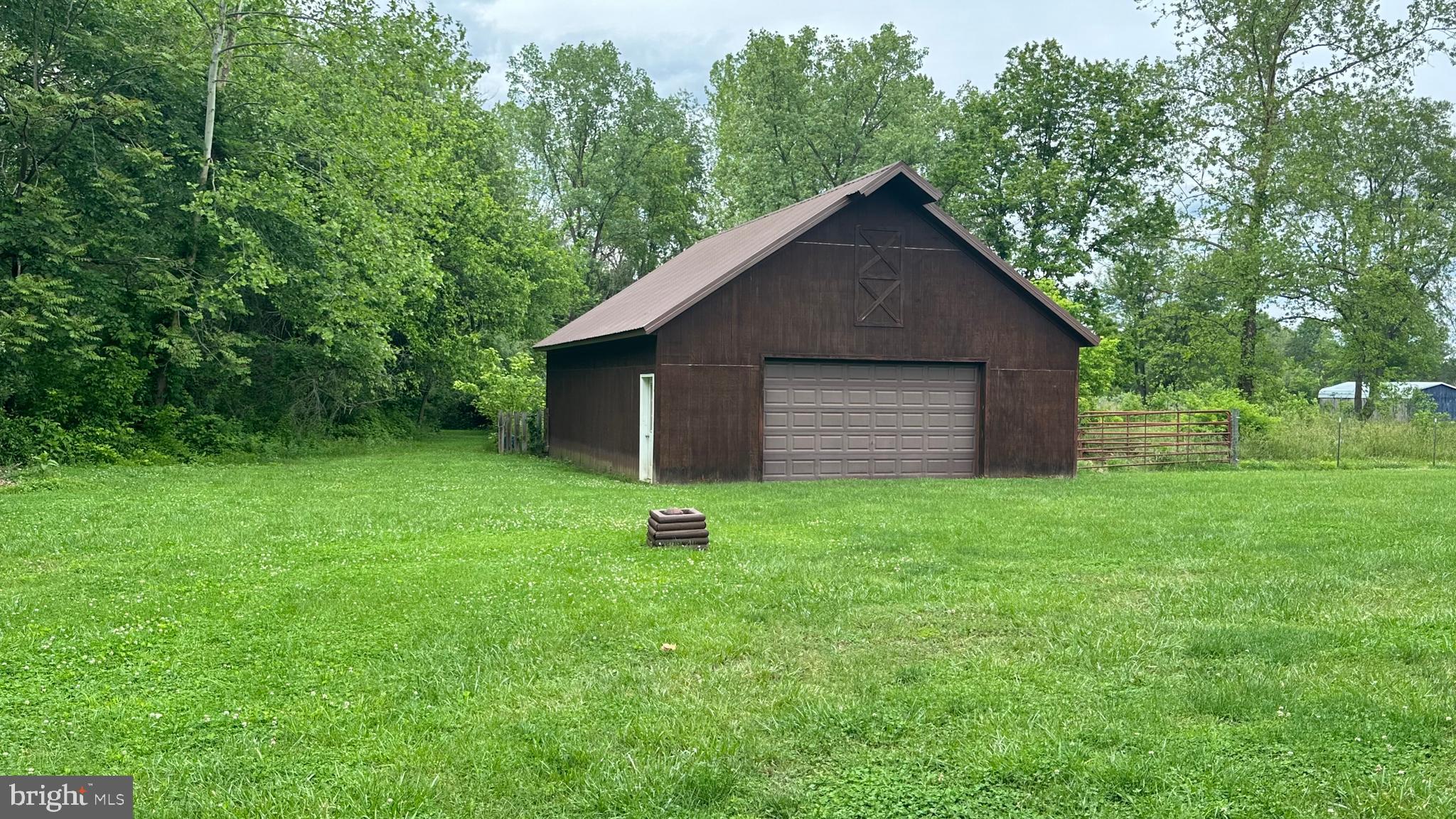 FORT LONG ESTATES - Residential