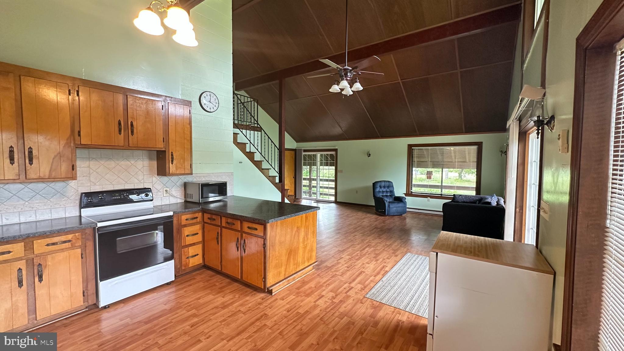 FORT LONG ESTATES - Residential