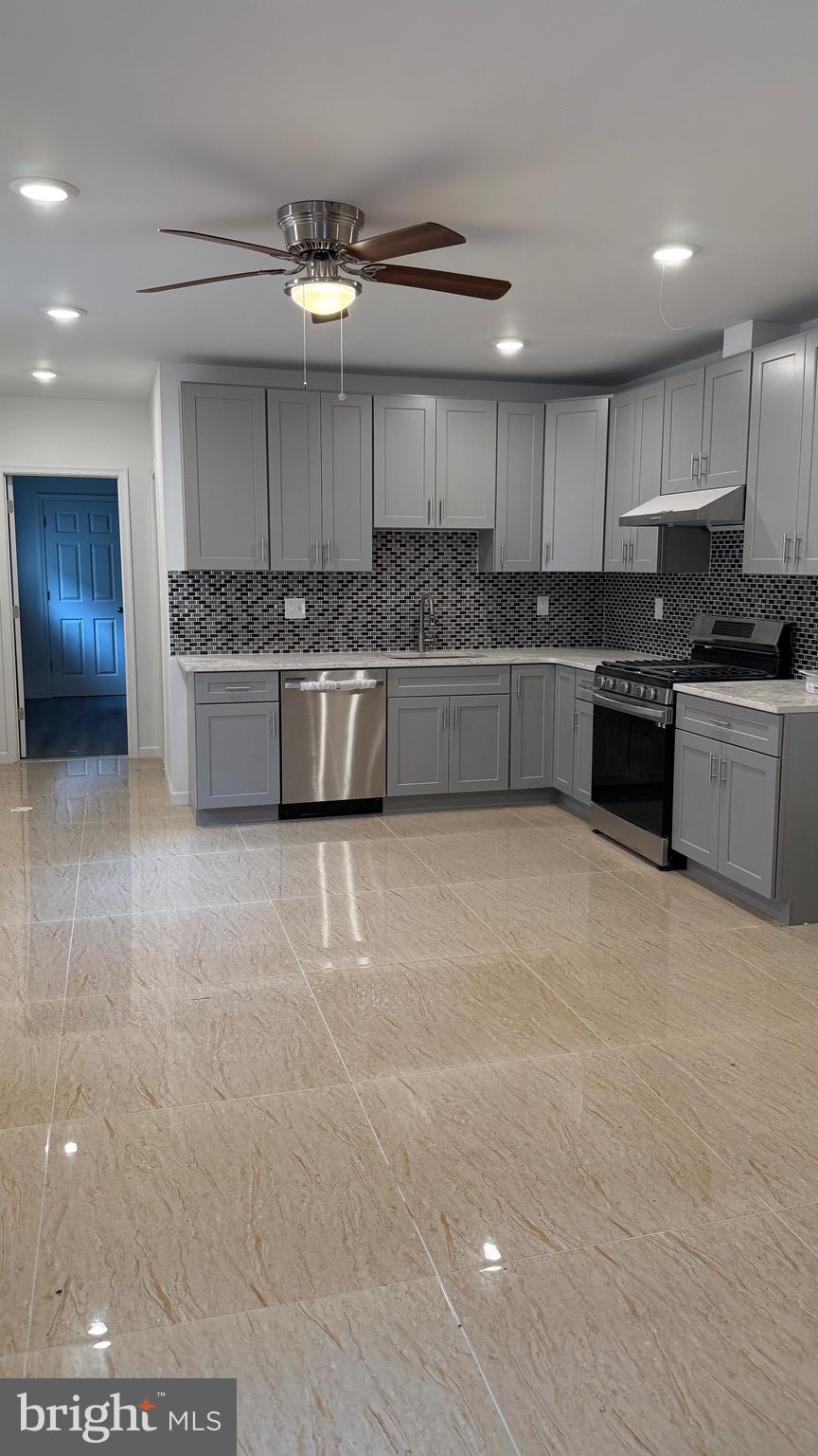 PHILADELPHIA (SOUTHWEST) - Residential