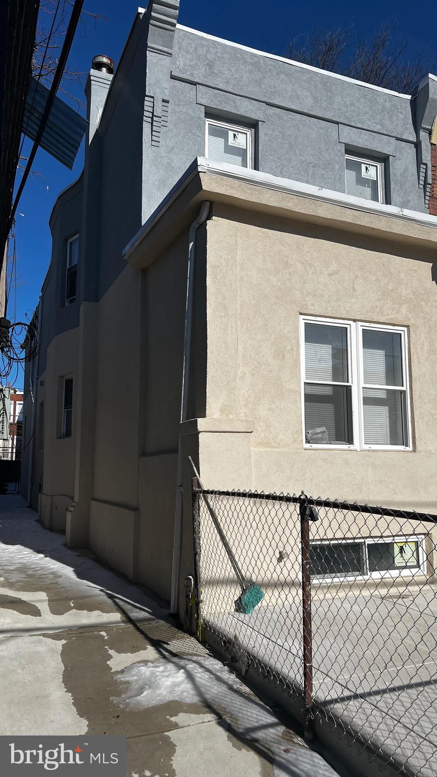PHILADELPHIA (SOUTHWEST) - Residential