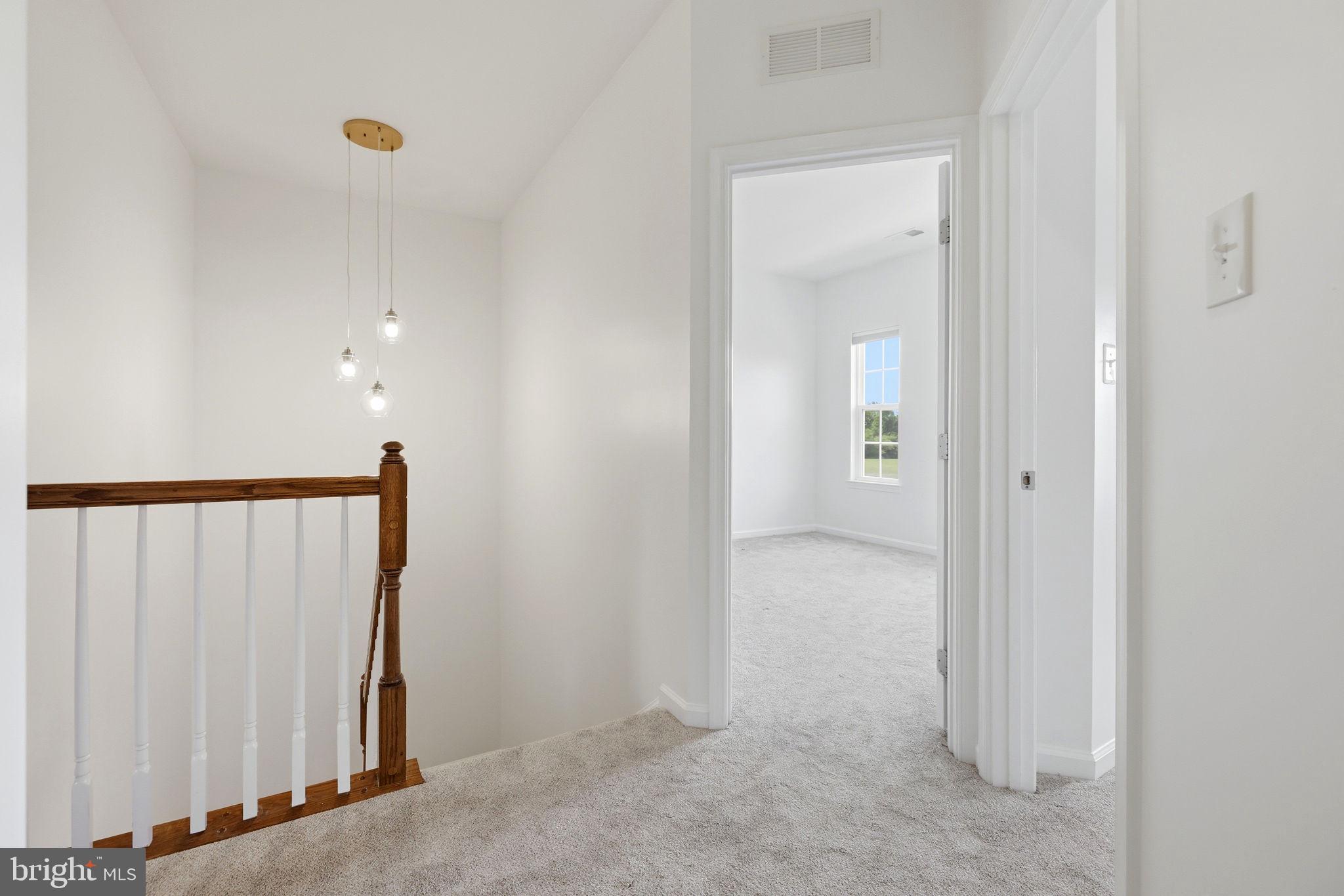 AUTUMN OAKS - Residential