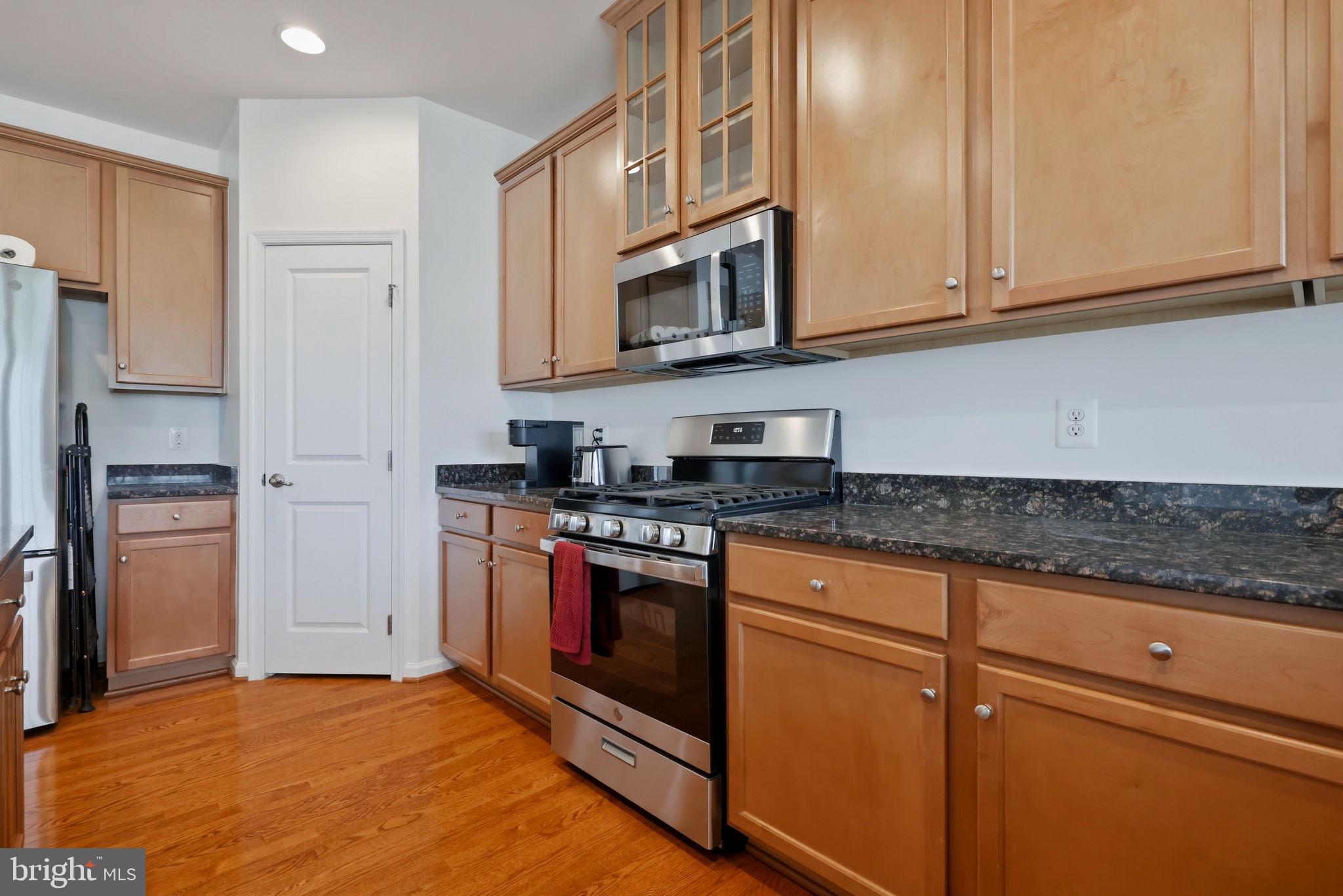 AUTUMN OAKS - Residential