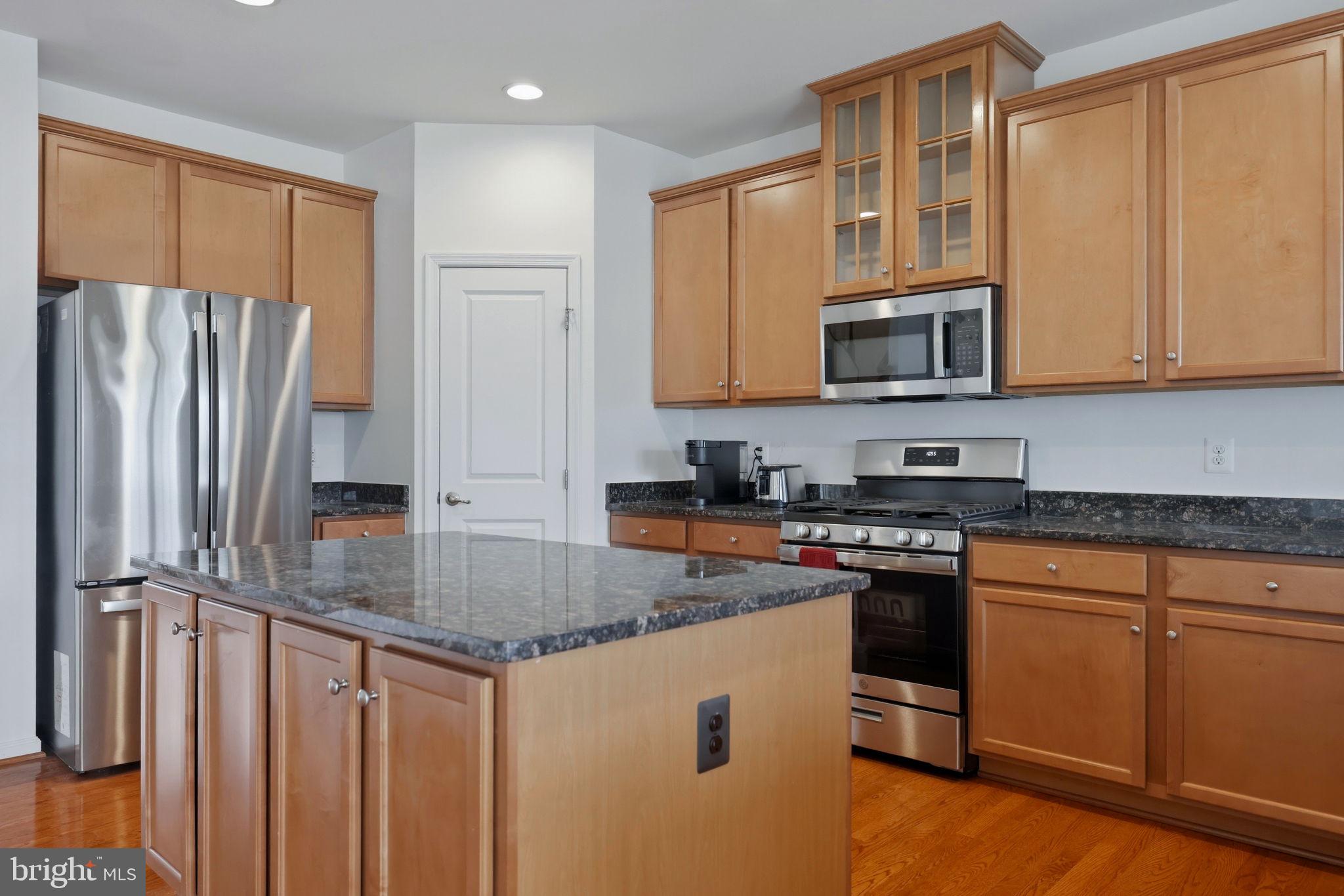 AUTUMN OAKS - Residential