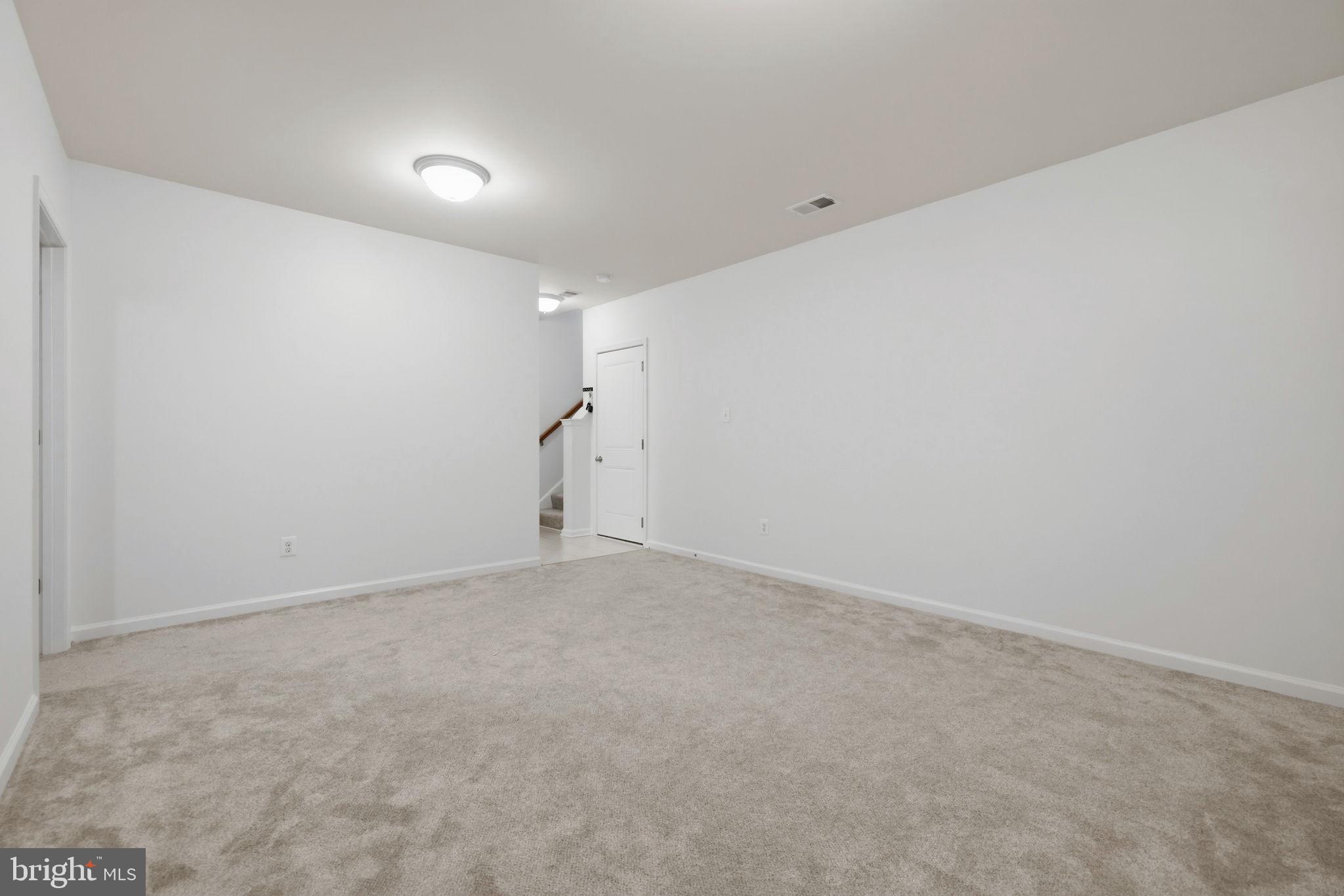 AUTUMN OAKS - Residential
