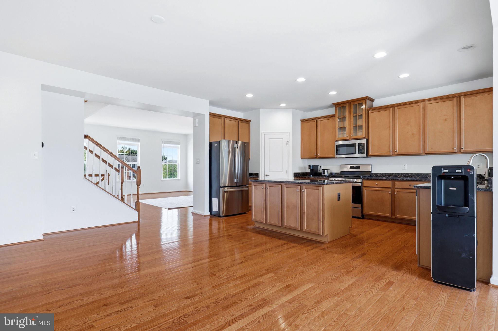 AUTUMN OAKS - Residential