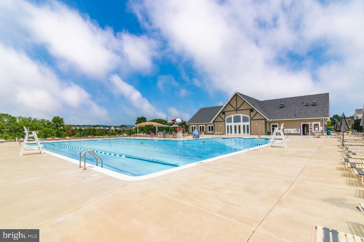 LINTON AT BALLENGER - Residential
