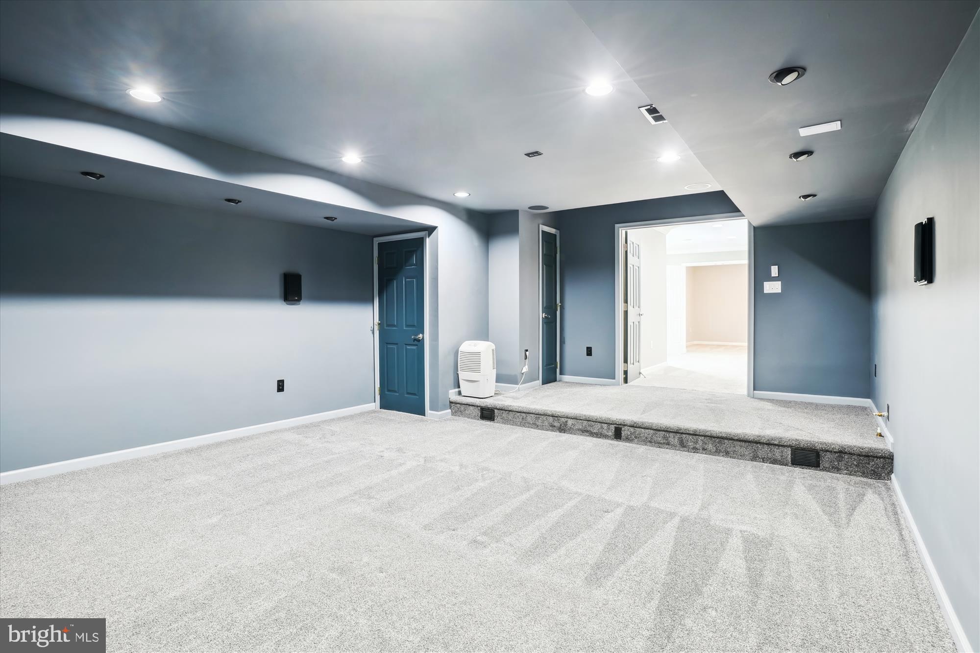 ESTATES AT SINGLETREE - Residential