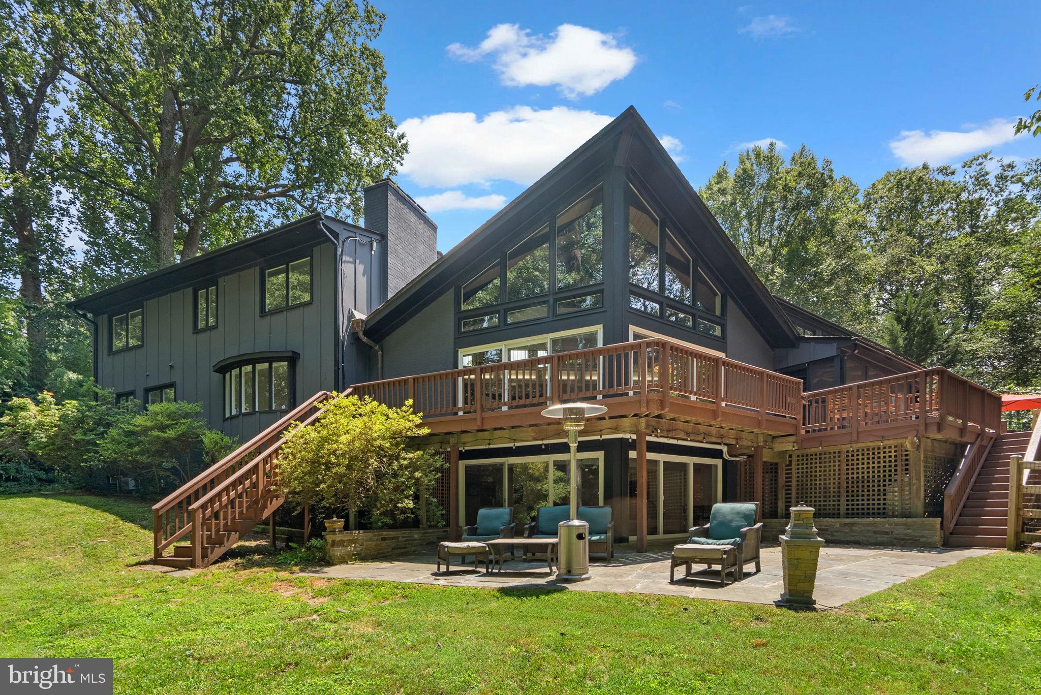 POTOMAC MANOR - Residential