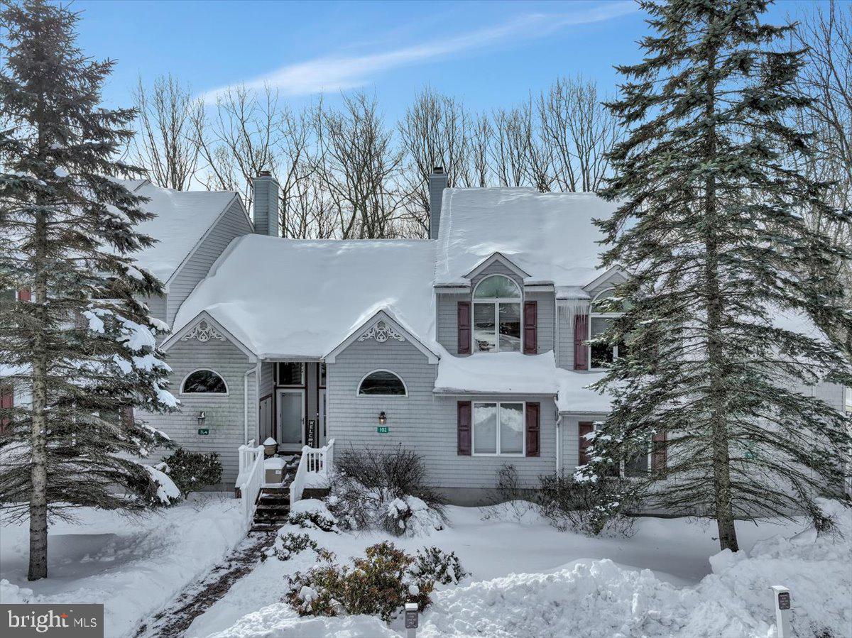 LAUREL WOODS - Residential