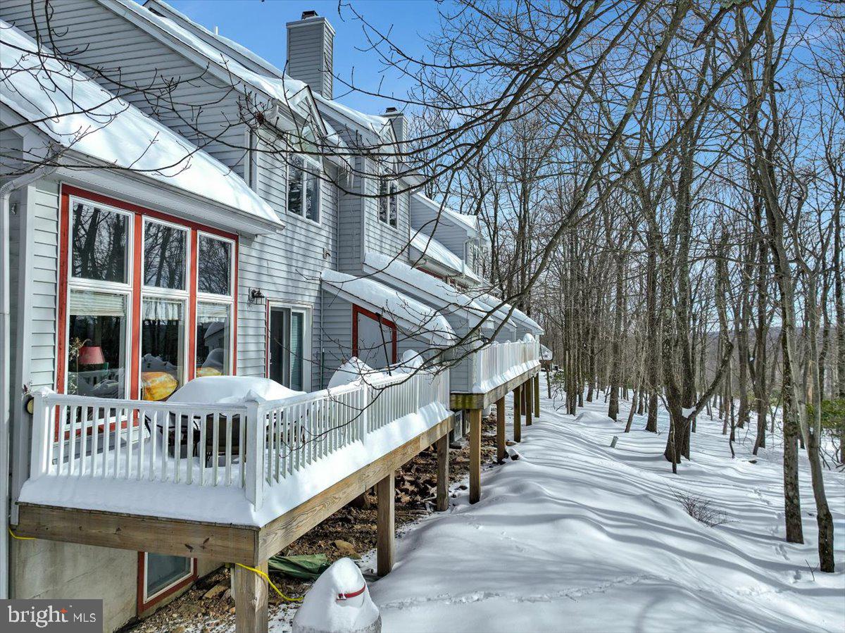 LAUREL WOODS - Residential