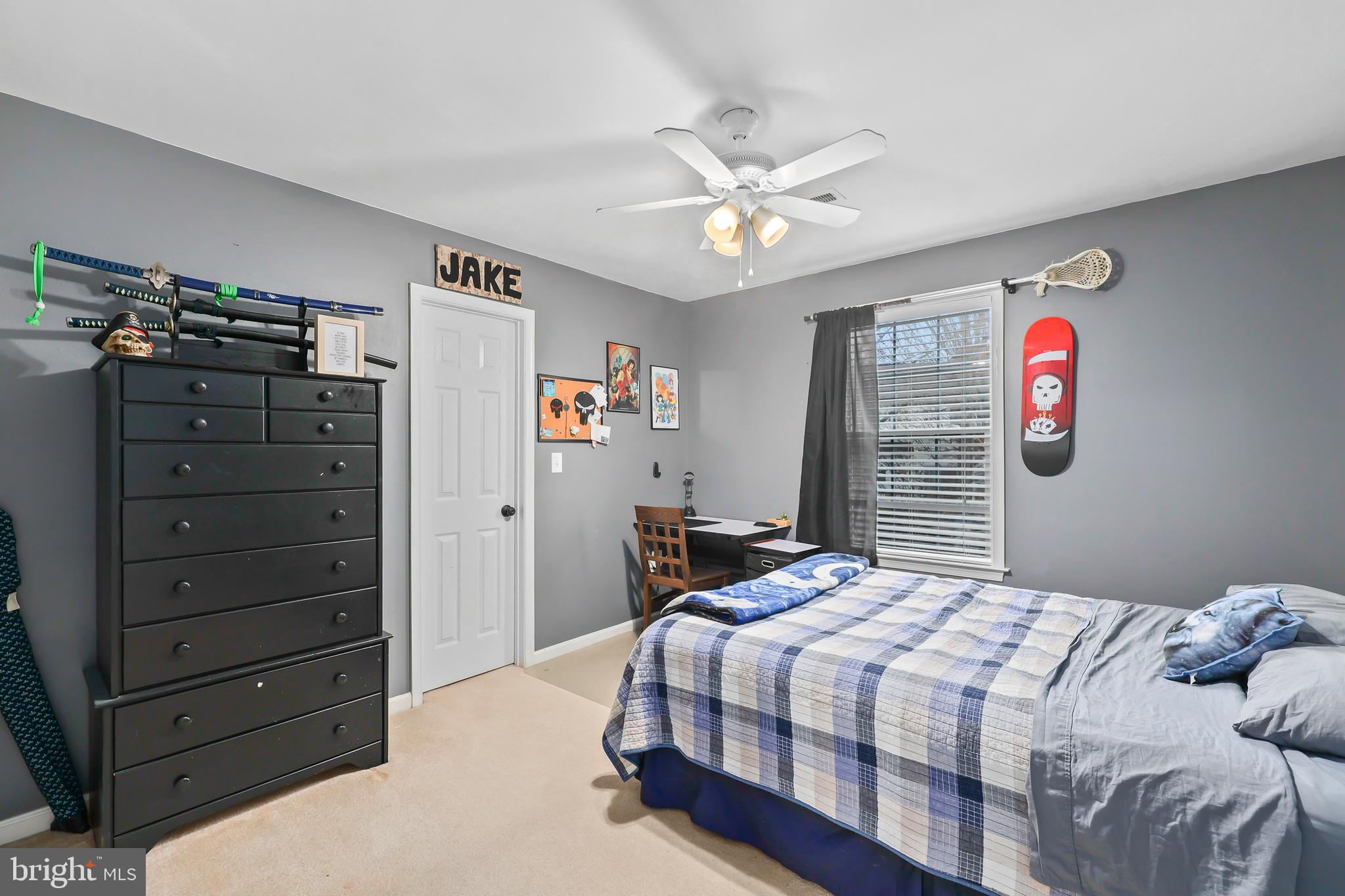 HAMPTON OAKS - Residential