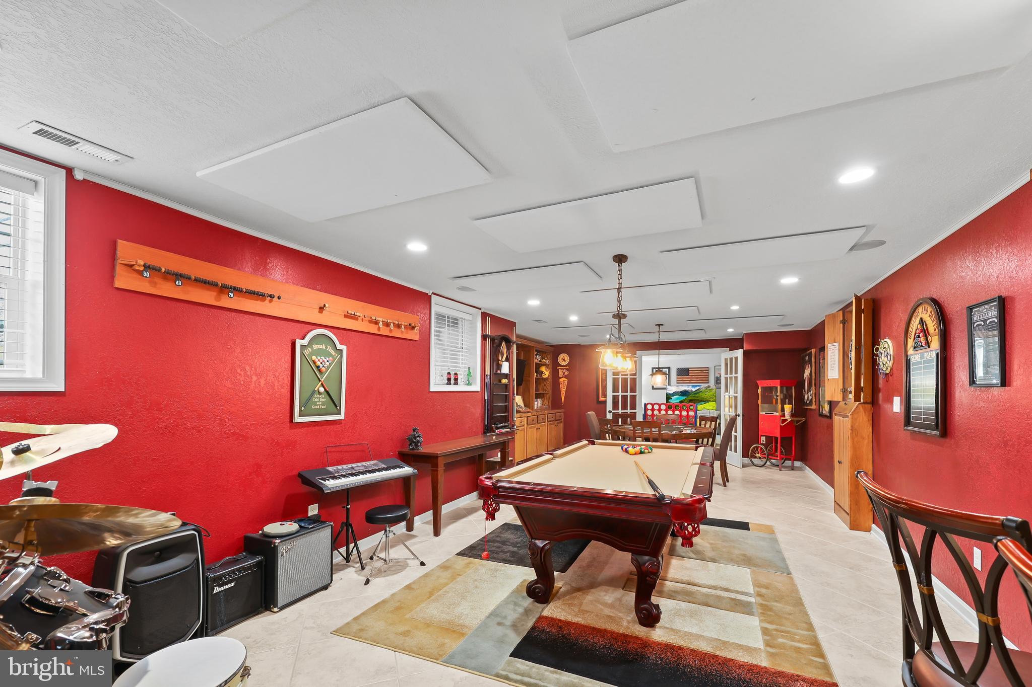 HAMPTON OAKS - Residential