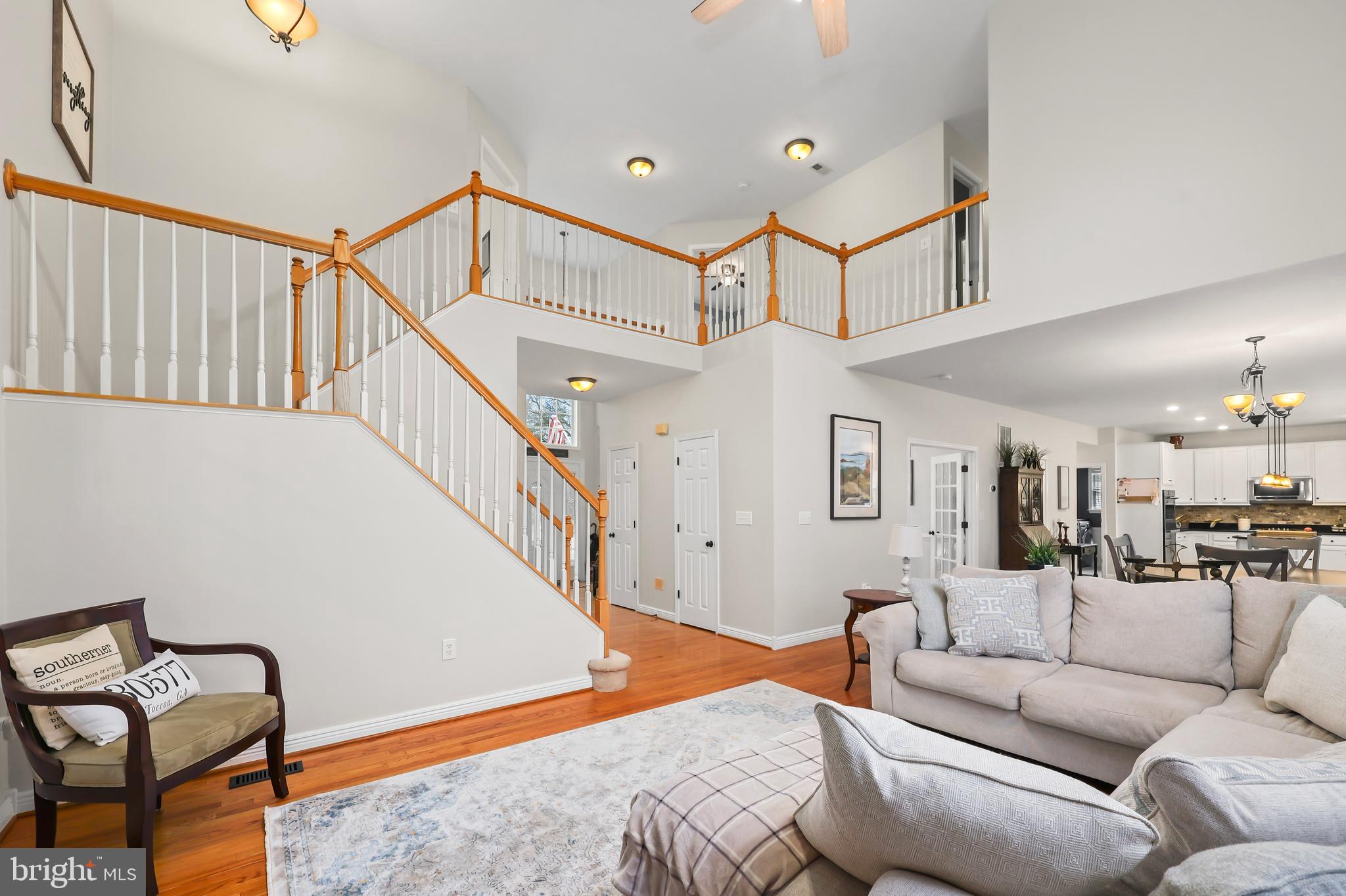 HAMPTON OAKS - Residential
