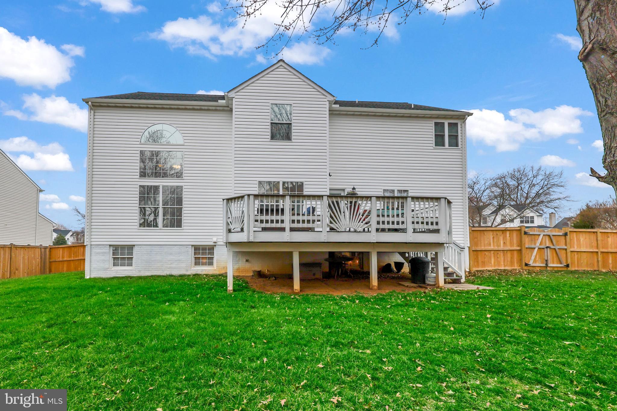 HAMPTON OAKS - Residential