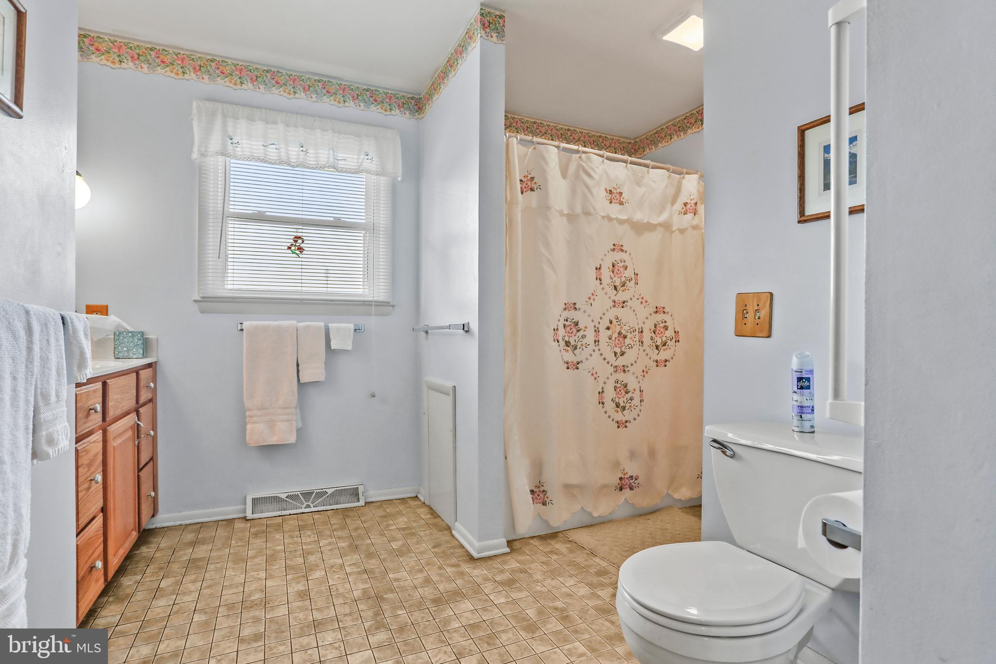 SHREWSBURY - Residential