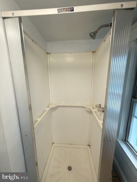 FRANKFORD - Residential Lease