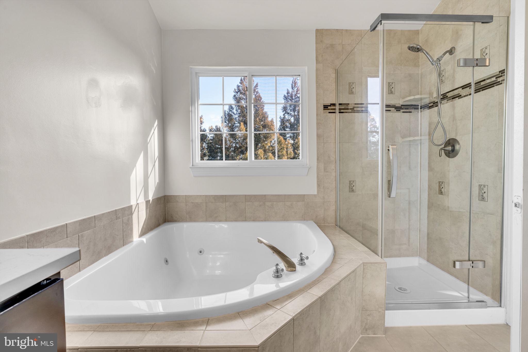WILLOWS OF POTOMAC - Residential