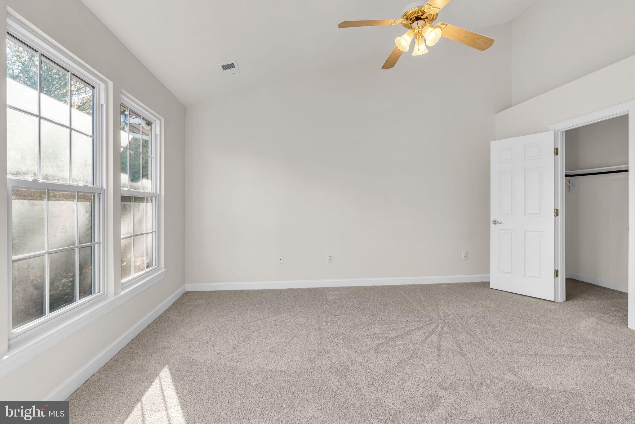 WILLOWS OF POTOMAC - Residential