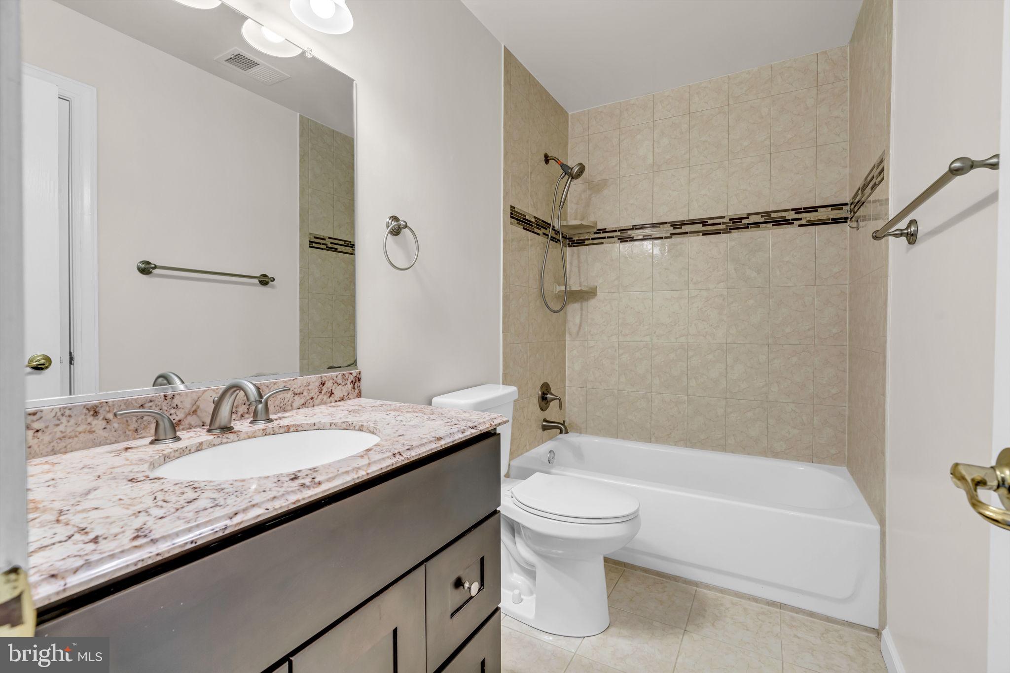 WILLOWS OF POTOMAC - Residential