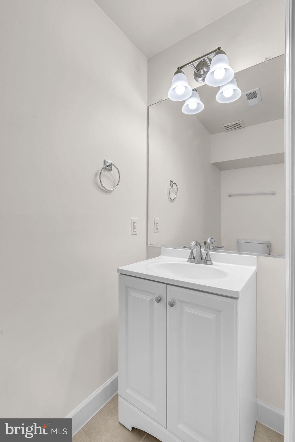 WILLOWS OF POTOMAC - Residential