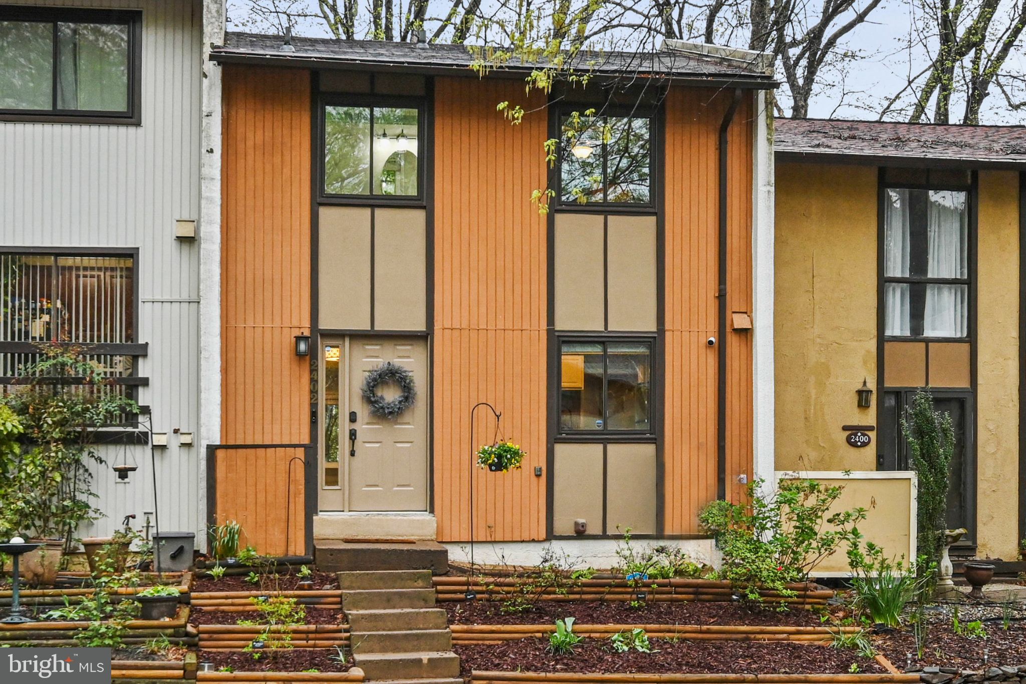 RESTON - Residential