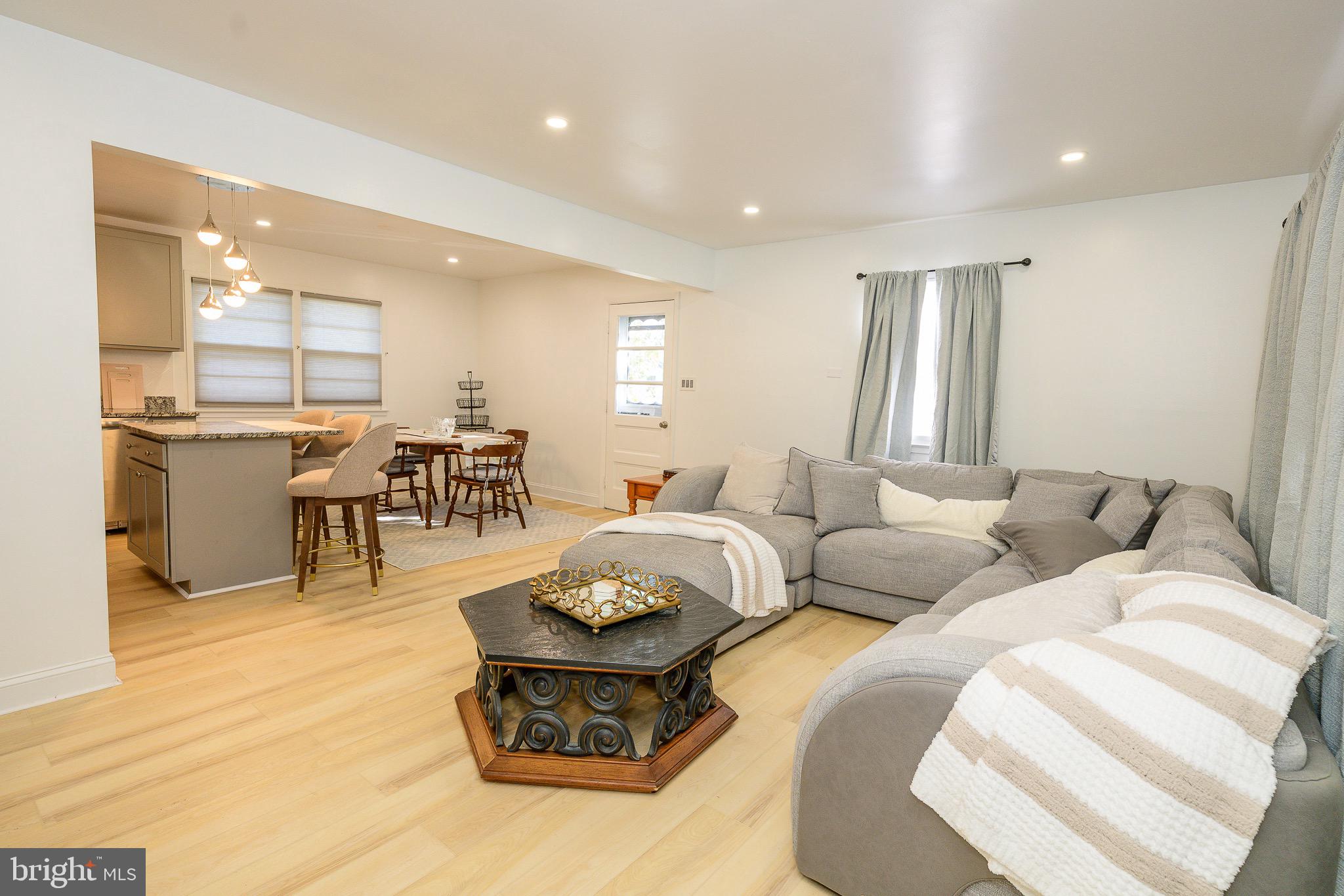 EASTPORT - Residential
