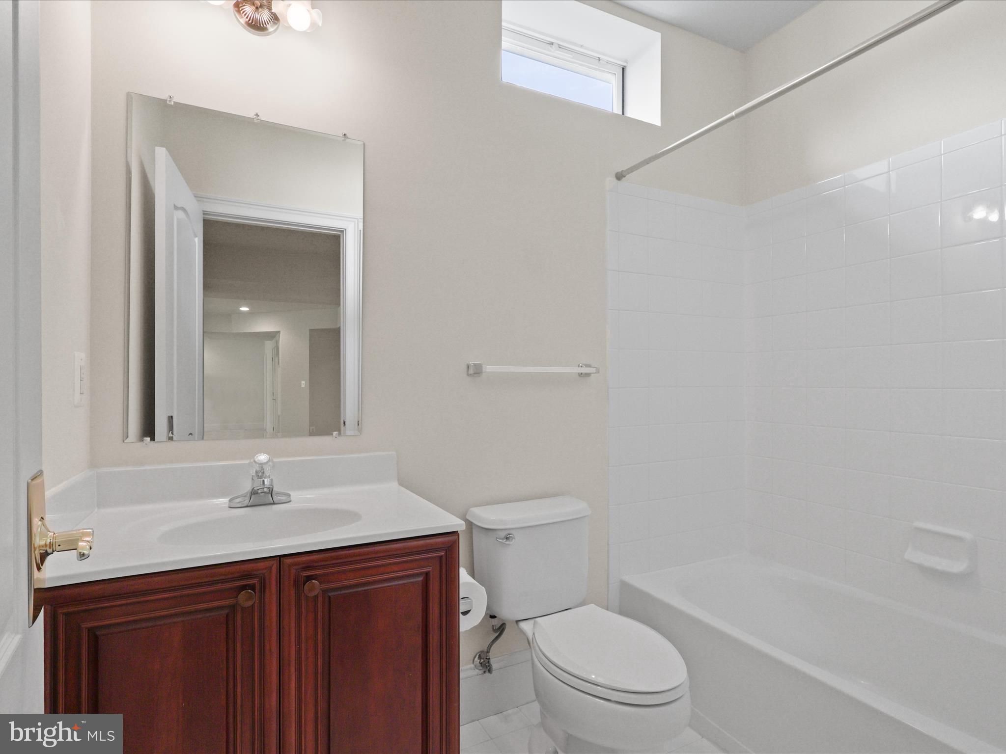 CHASE AT BELMONT COUNTRY - Residential