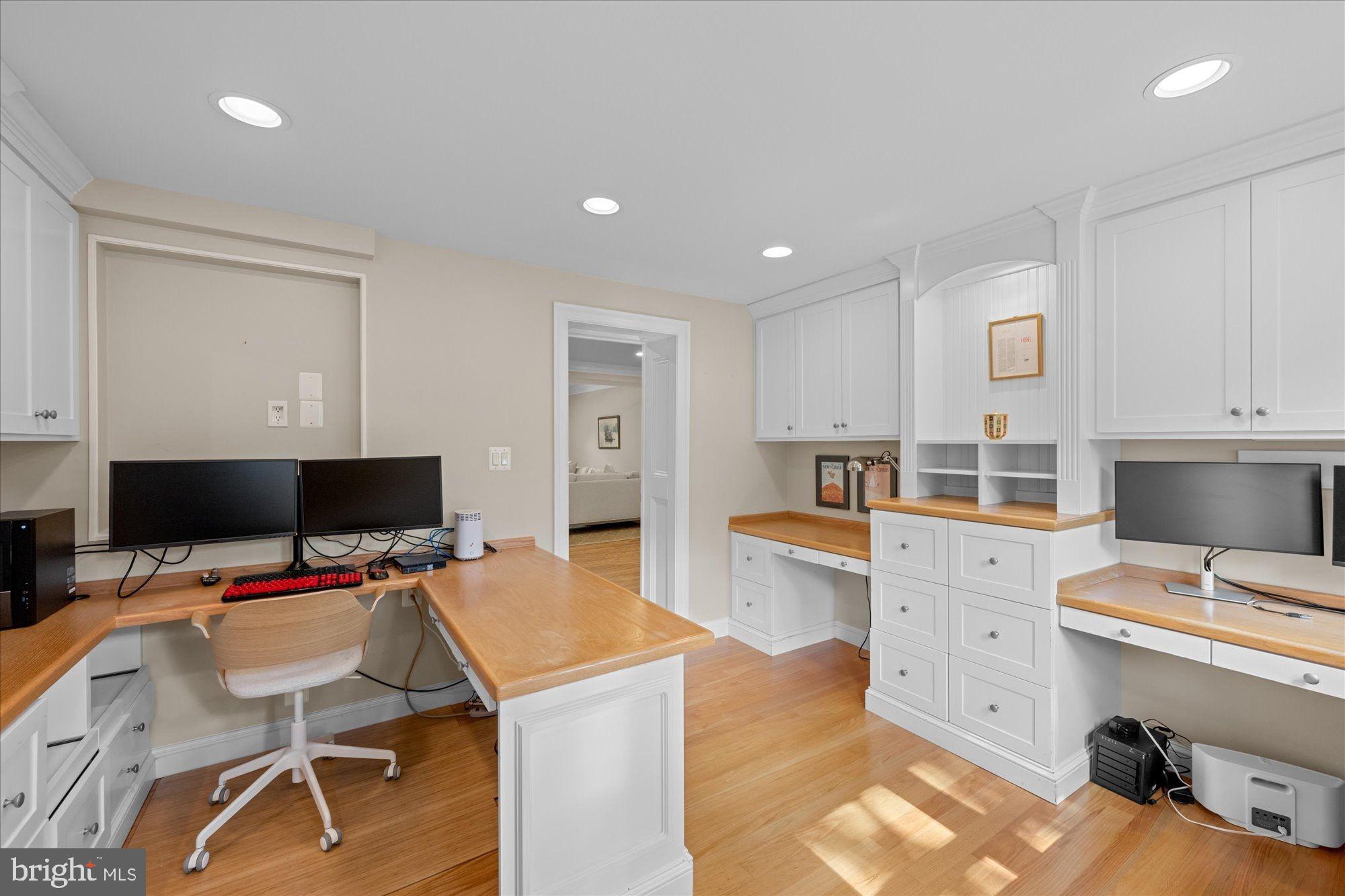 OLIVER ESTATES - Residential