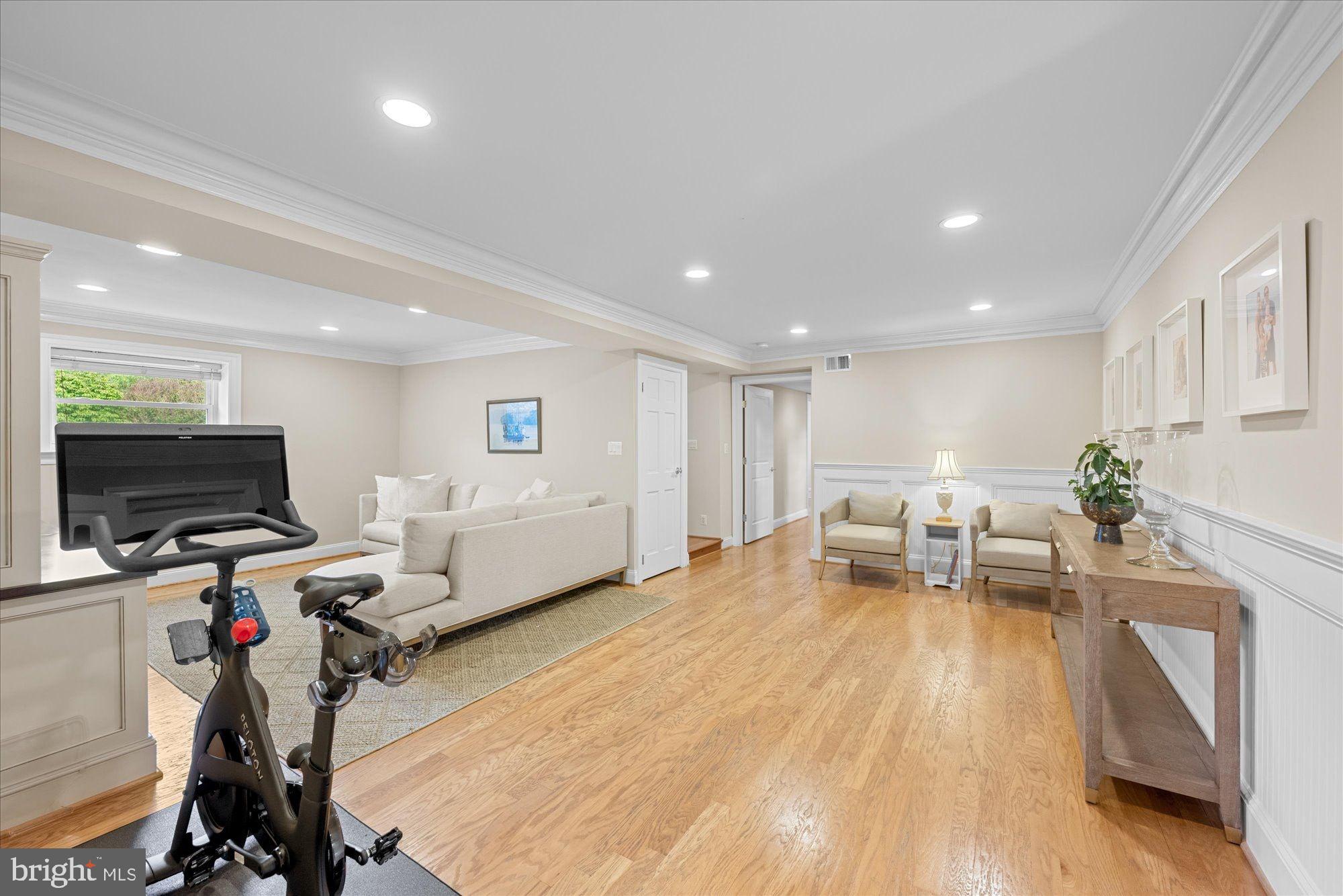 OLIVER ESTATES - Residential