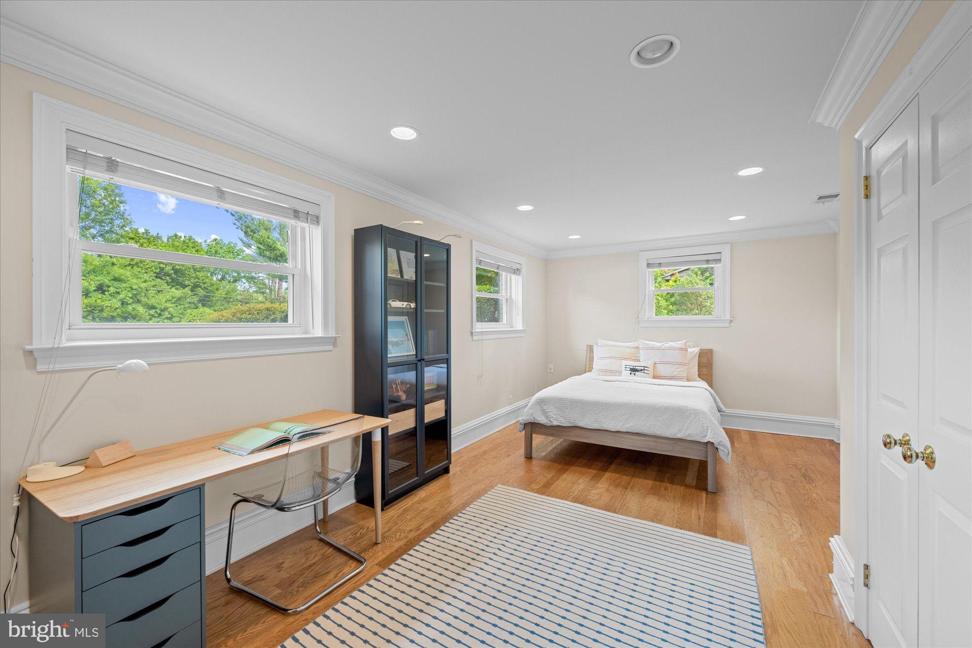 OLIVER ESTATES - Residential