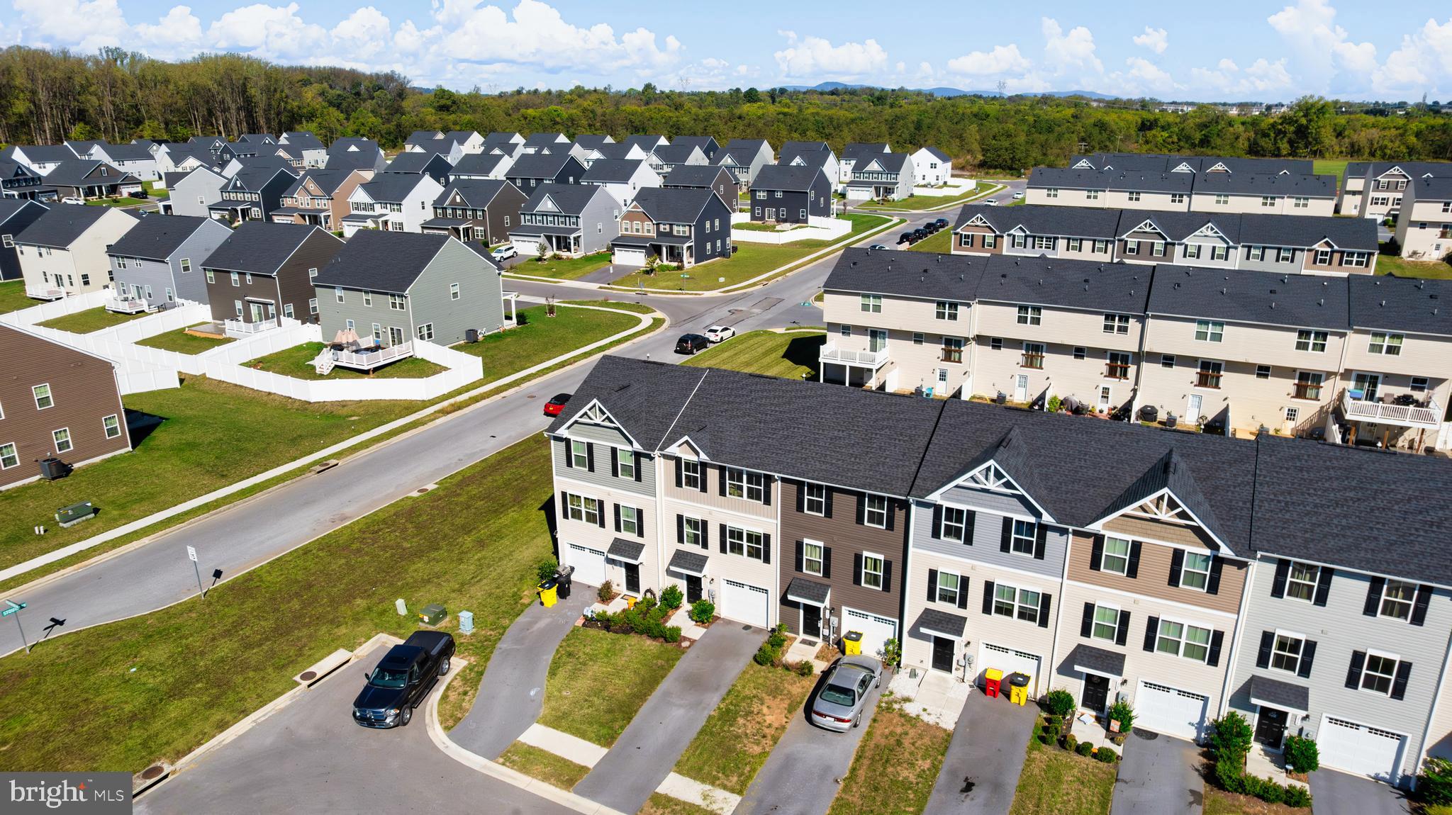 THE LAKES AT MARTINSBURG - Residential