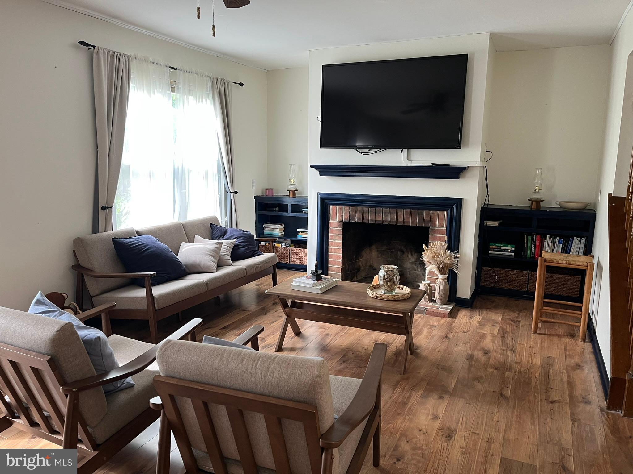 CEDAR HILL - Residential