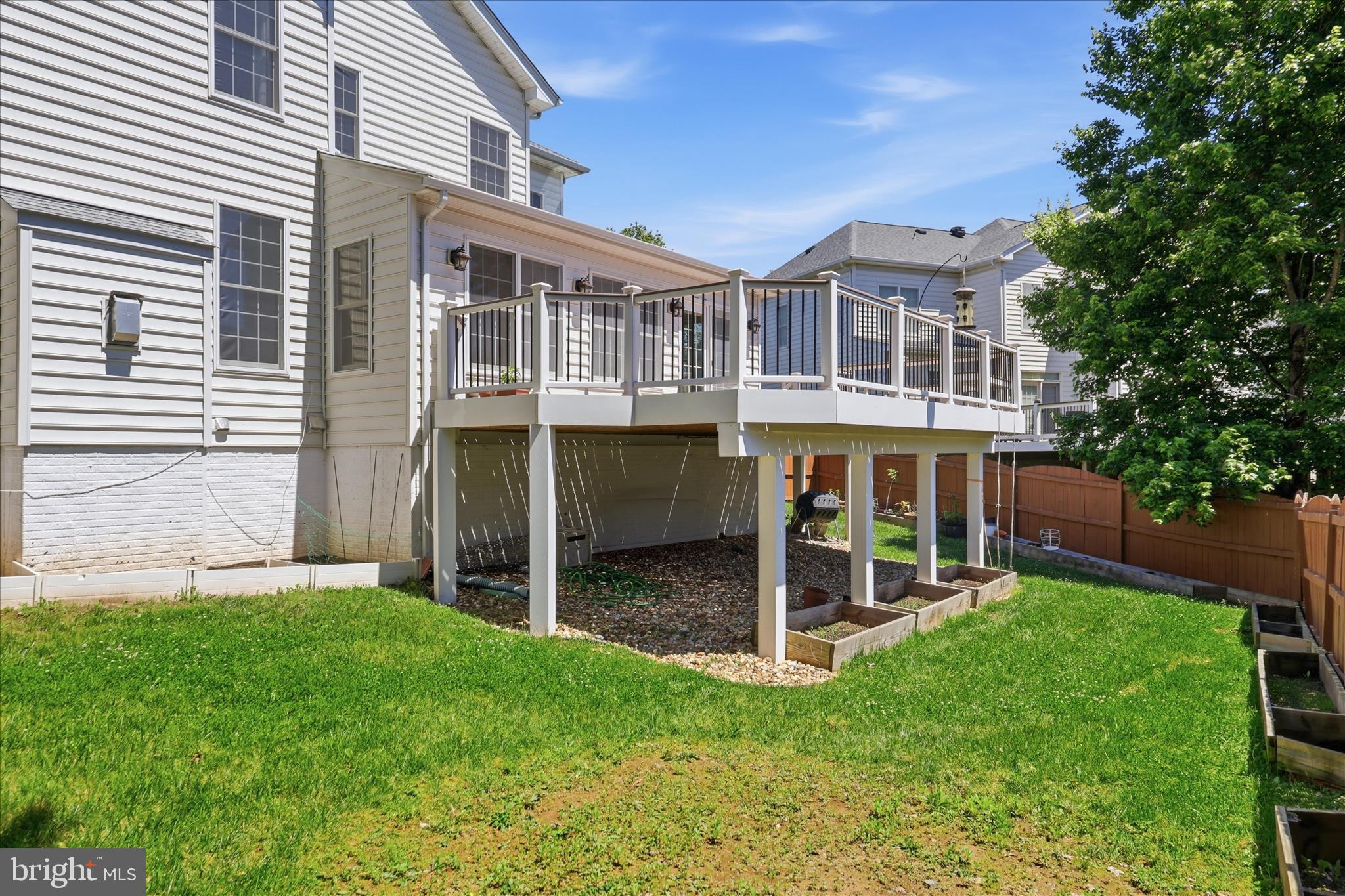 LOUDOUN VALLEY ESTATES 2 - Residential
