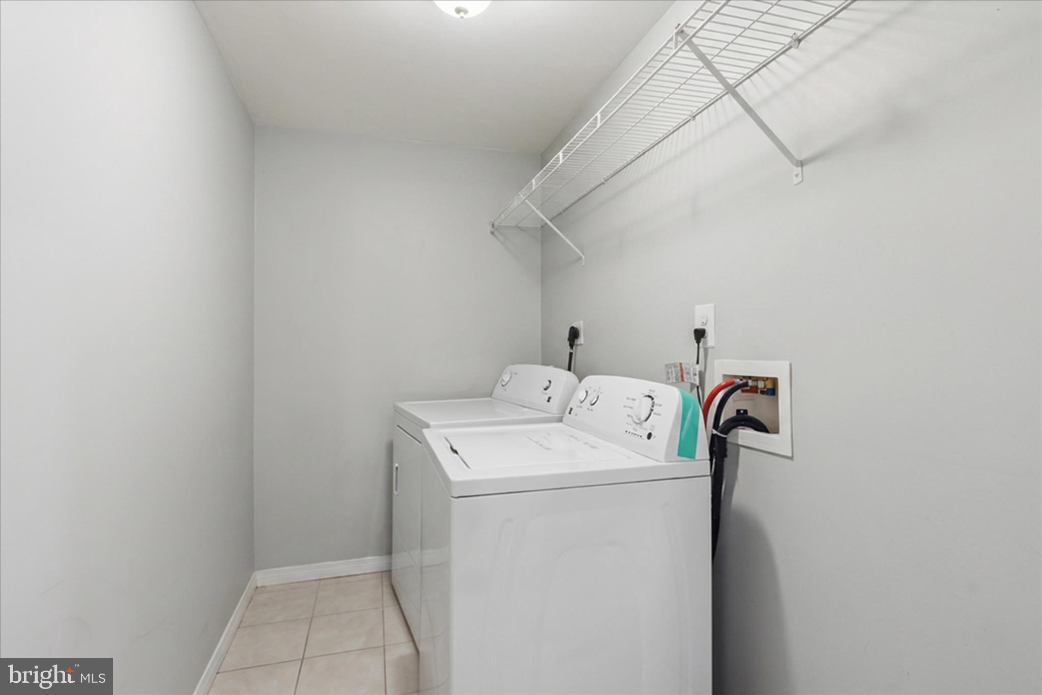 LOUDOUN VALLEY ESTATES 2 - Residential