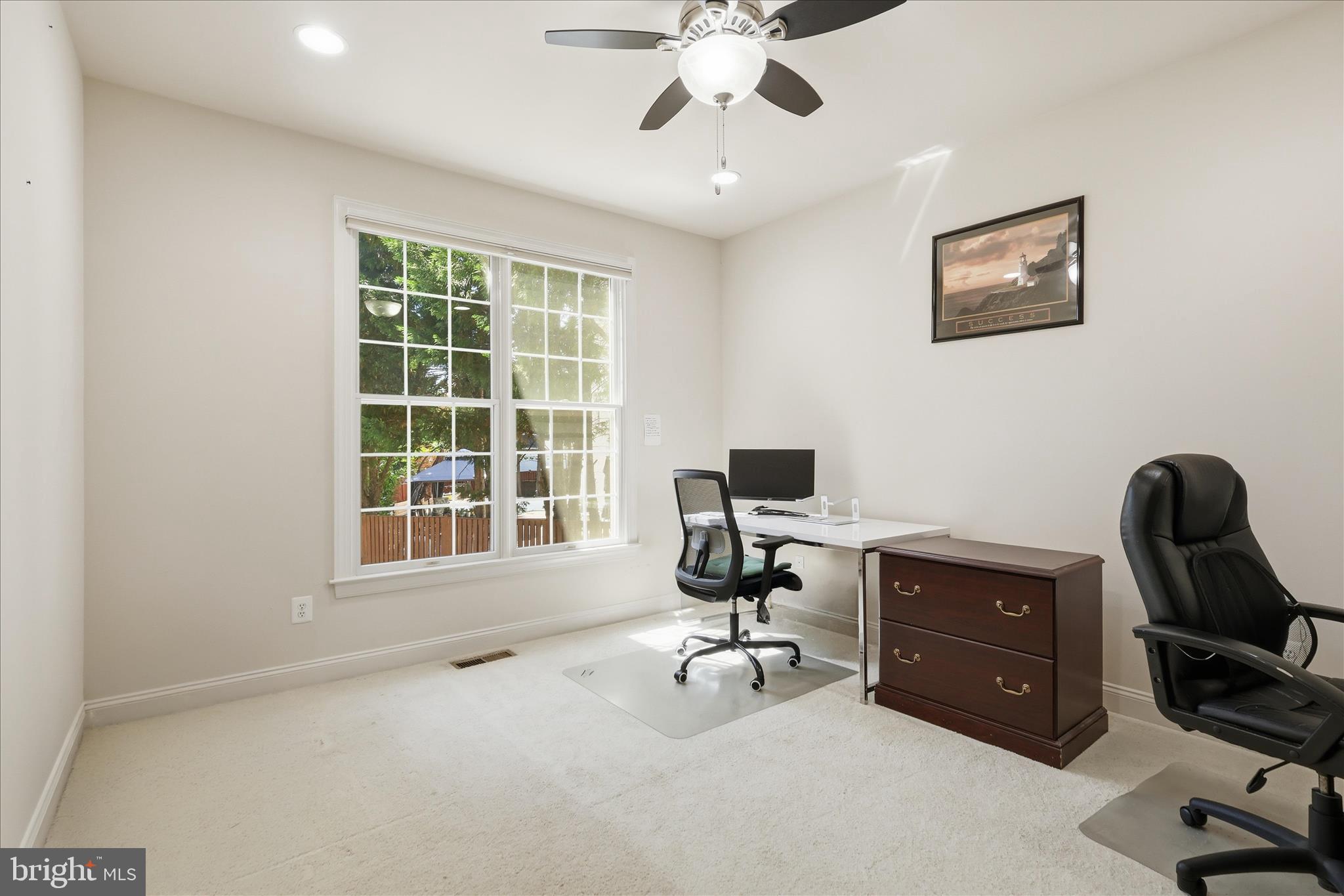 LOUDOUN VALLEY ESTATES 2 - Residential