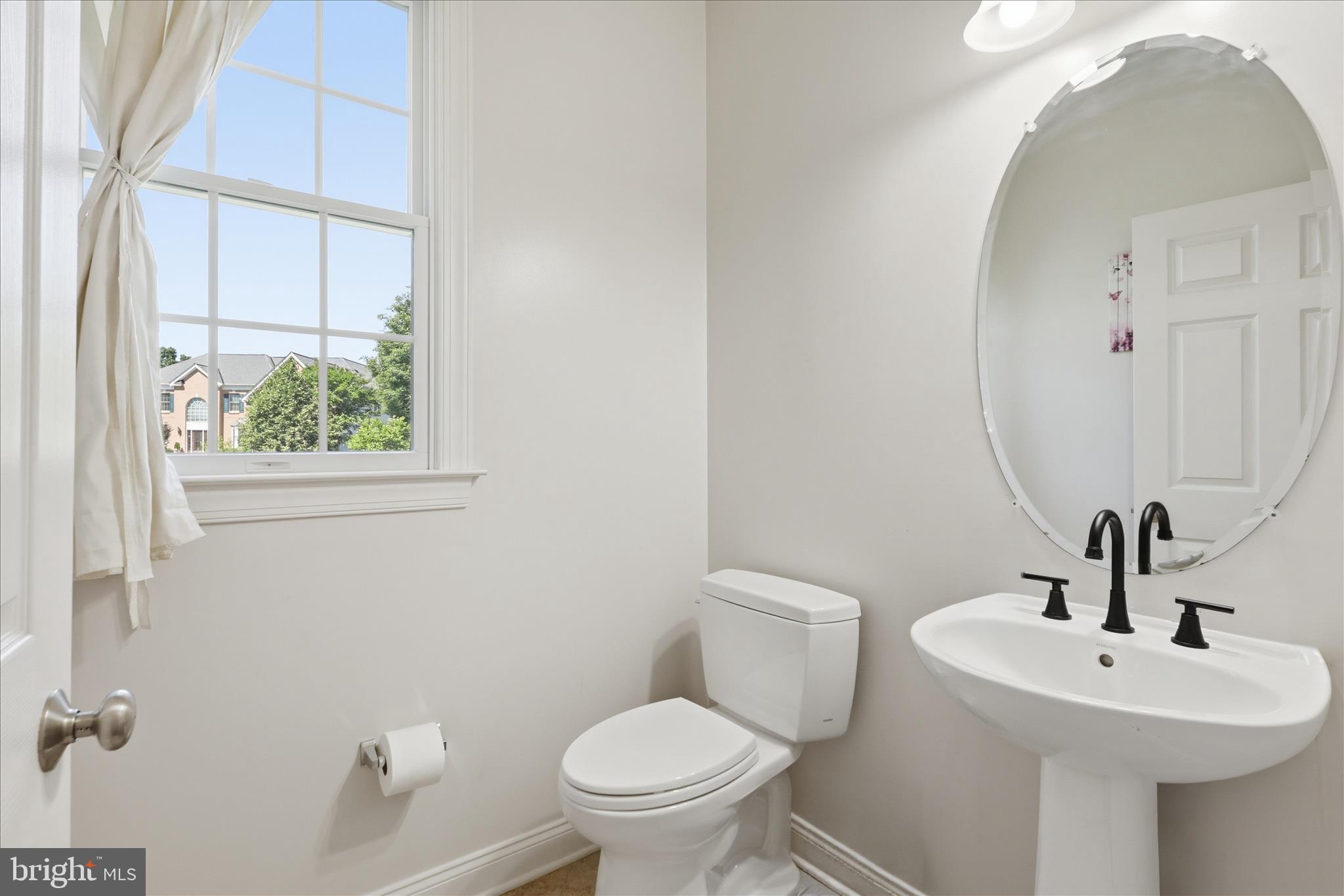 LOUDOUN VALLEY ESTATES 2 - Residential