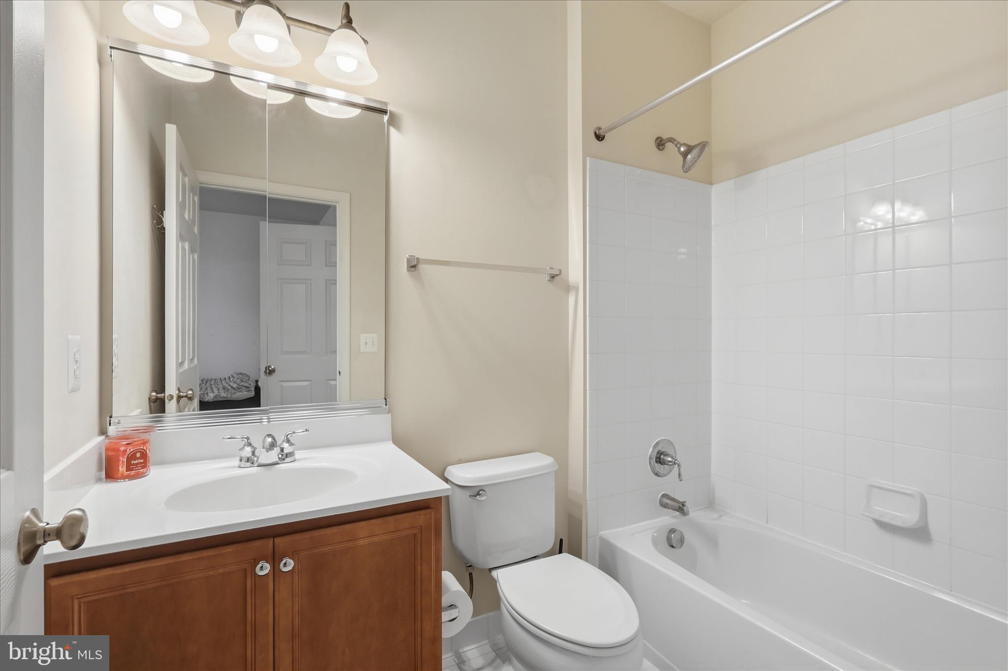 LOUDOUN VALLEY ESTATES 2 - Residential