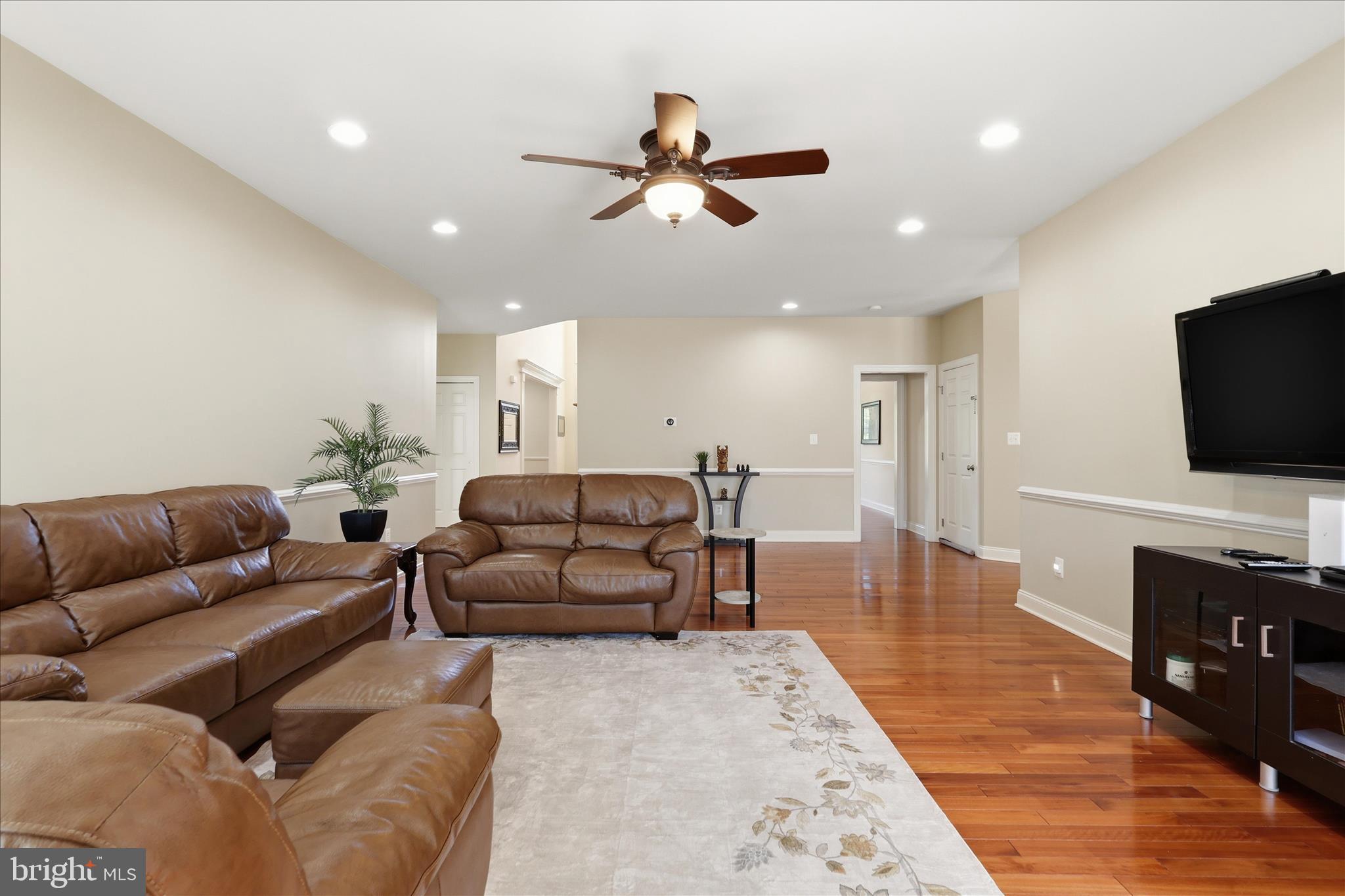 LOUDOUN VALLEY ESTATES 2 - Residential