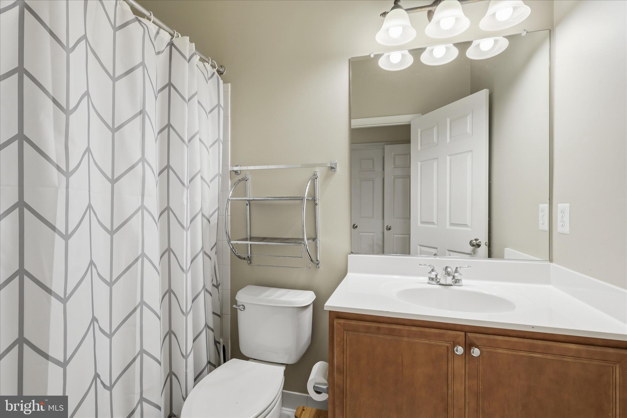 LOUDOUN VALLEY ESTATES 2 - Residential