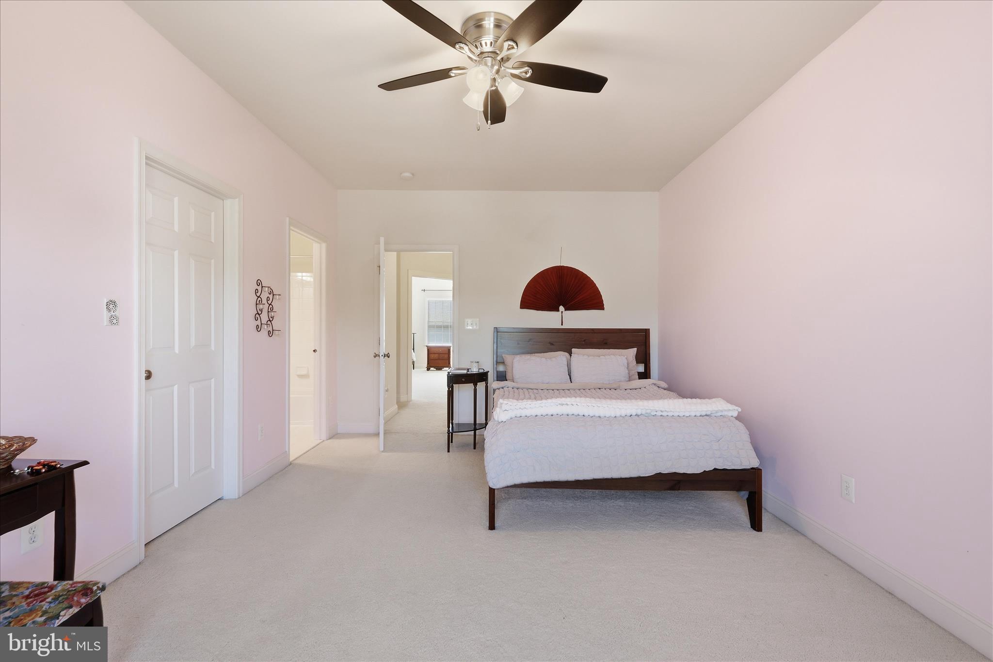 LOUDOUN VALLEY ESTATES 2 - Residential