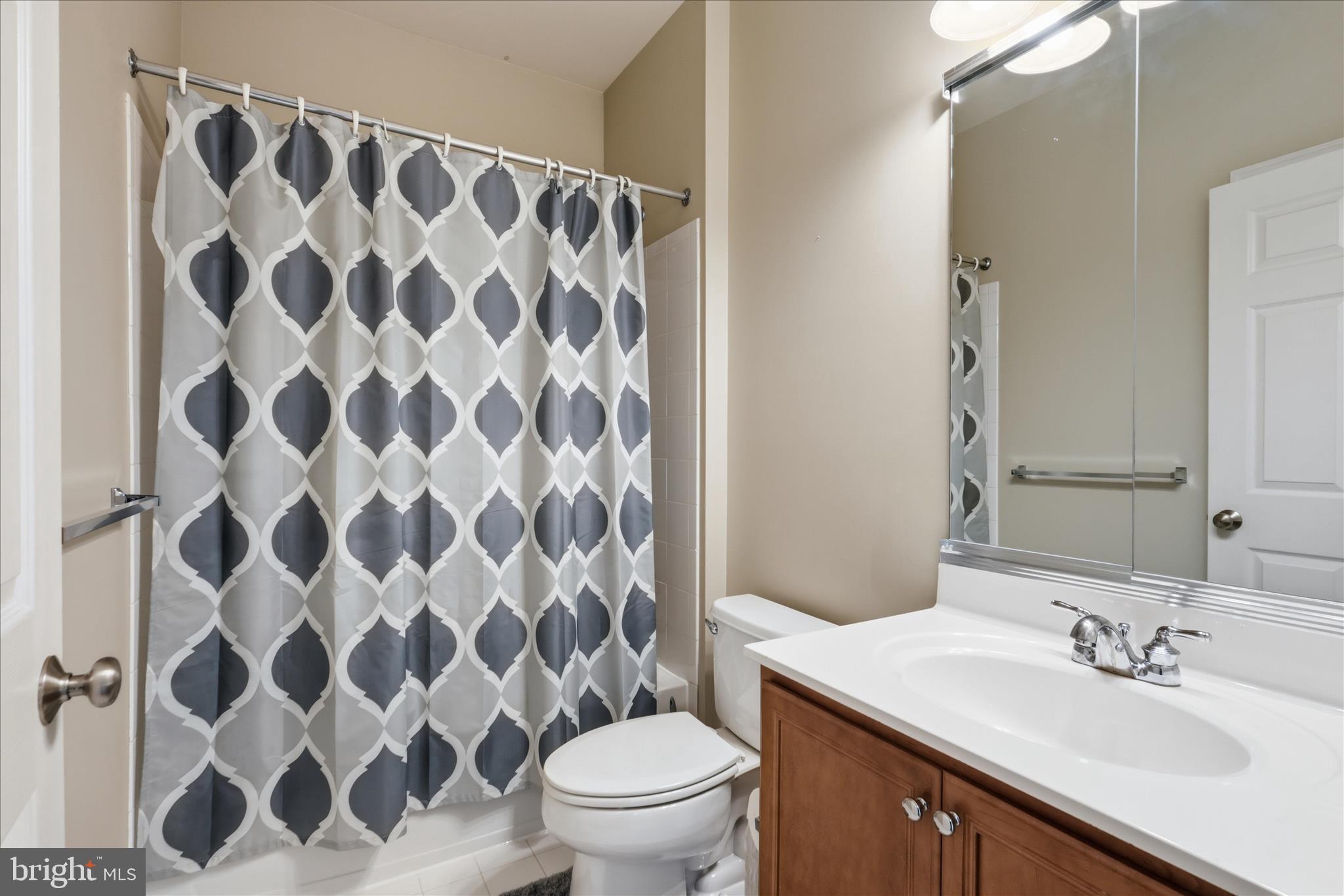 LOUDOUN VALLEY ESTATES 2 - Residential