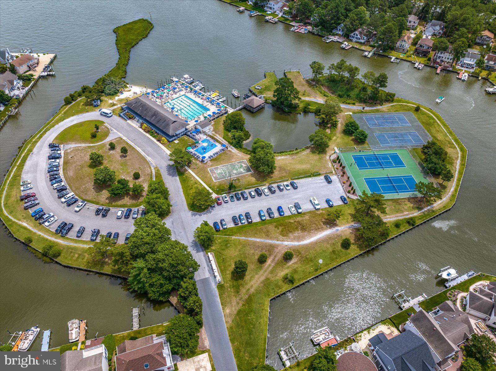 OCEAN PINES - THE PARKE - Residential