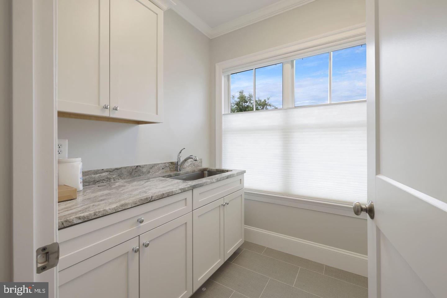 LANDON WOODS - Residential Lease