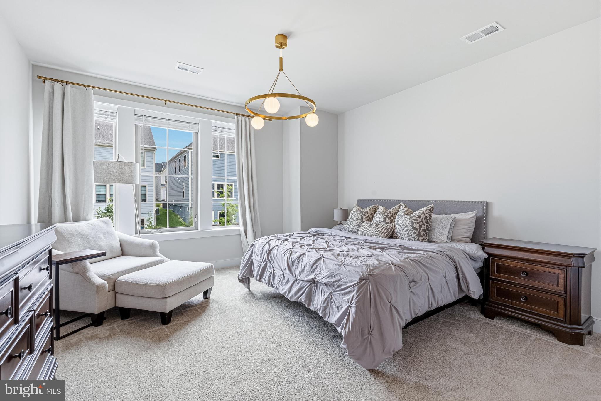 FAIRFAX LANDING - Residential